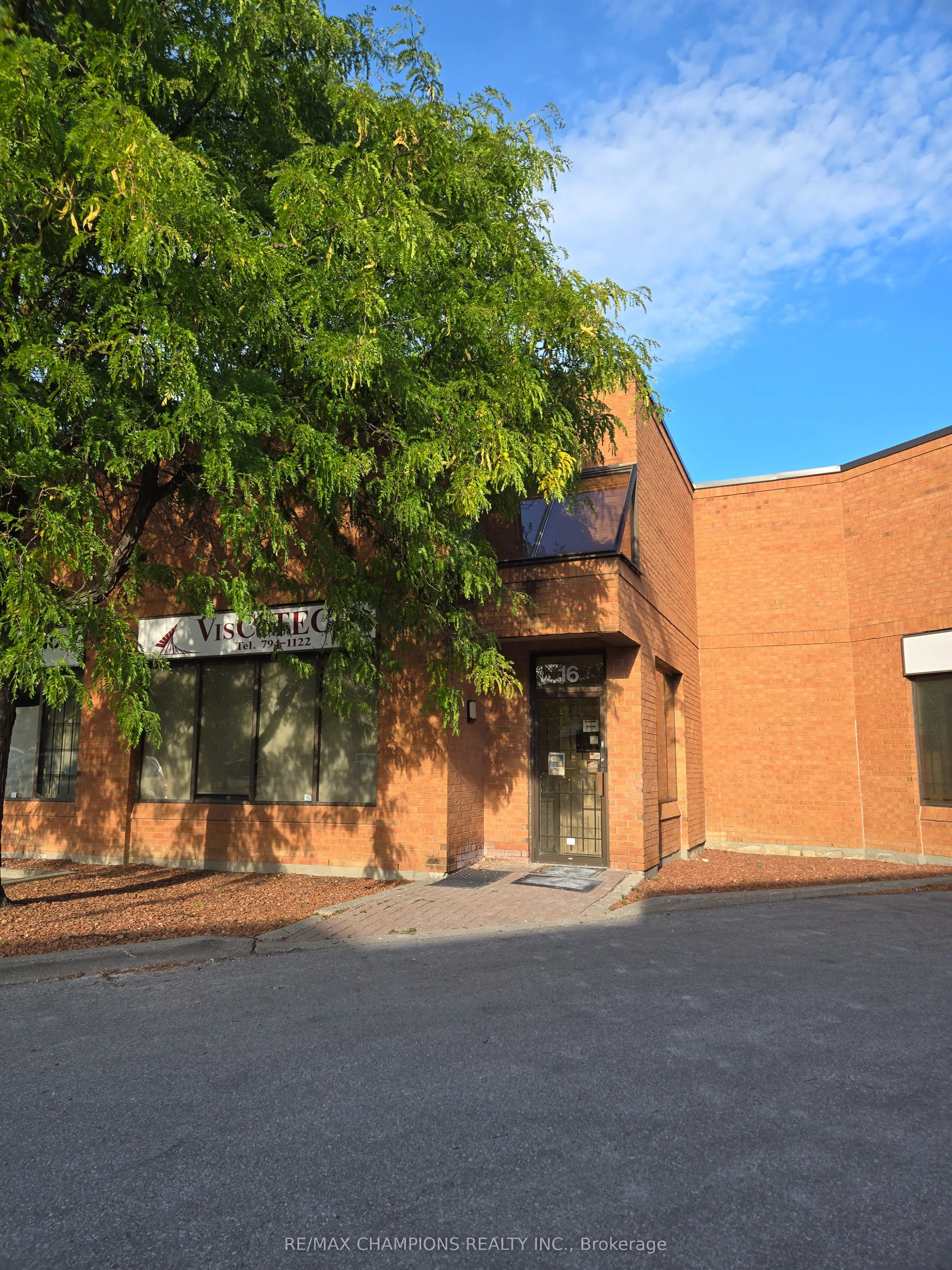 3 Brewster Road, #16