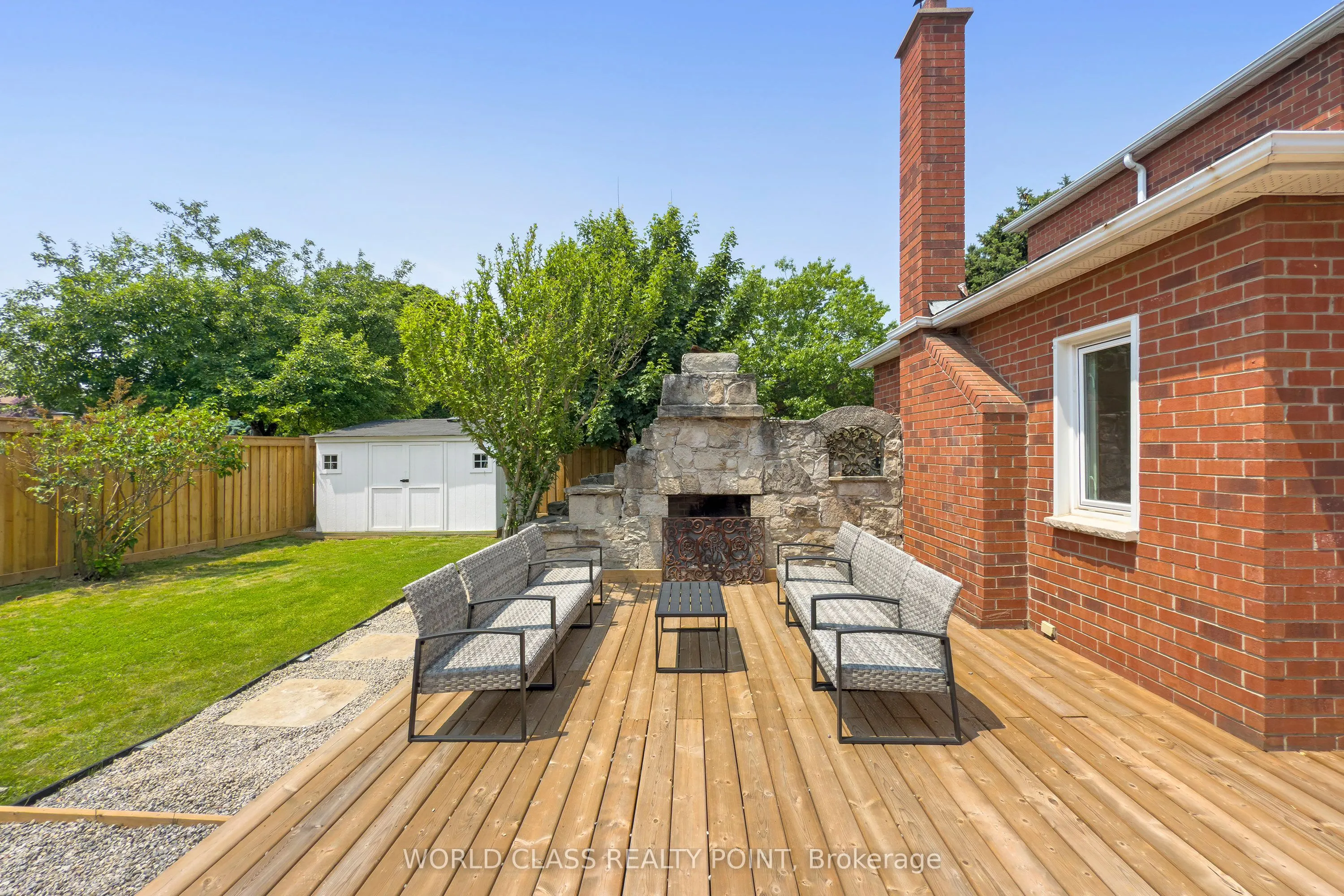 6548 Eastridge Road