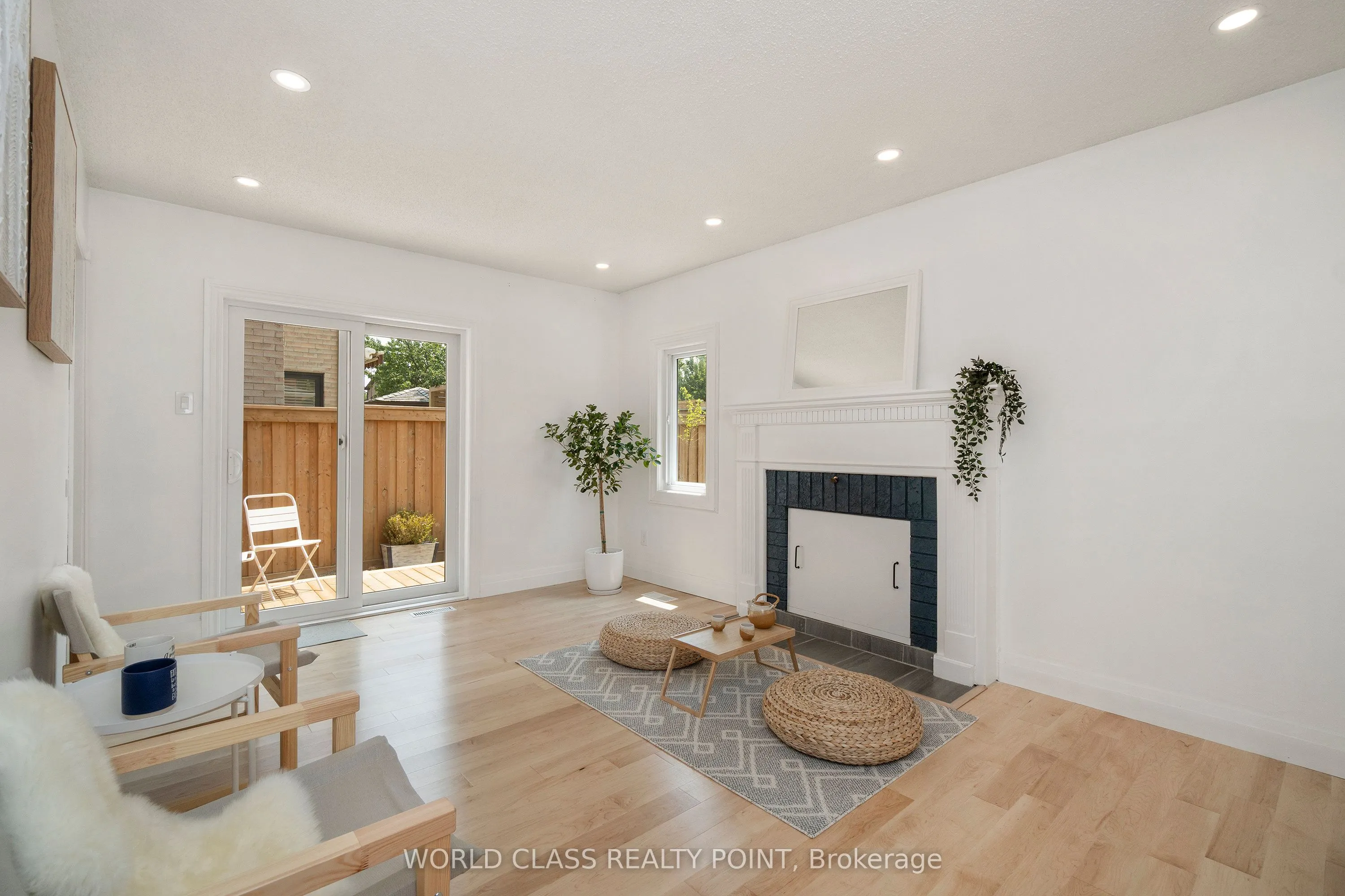 6548 Eastridge Road