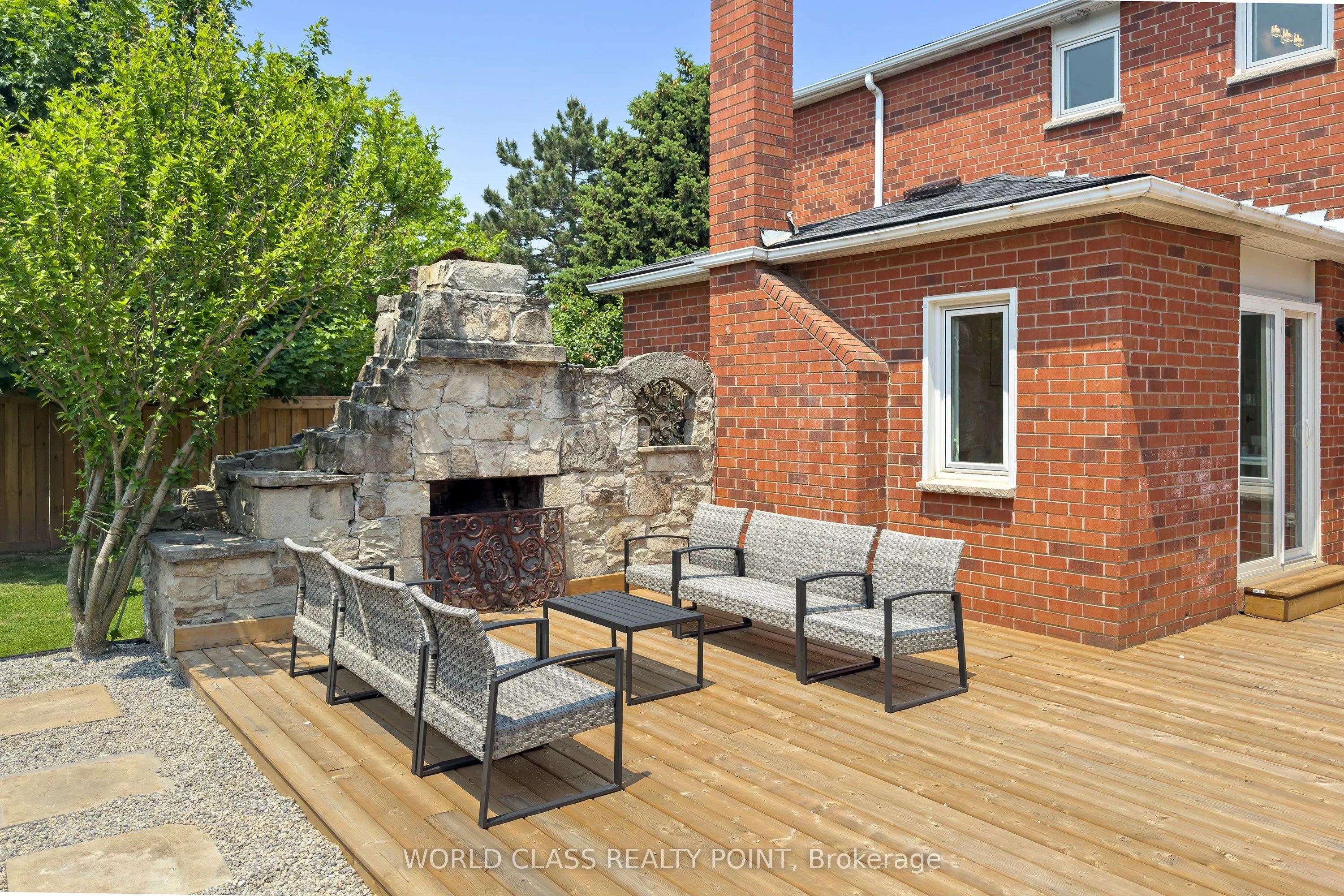 6548 Eastridge Road