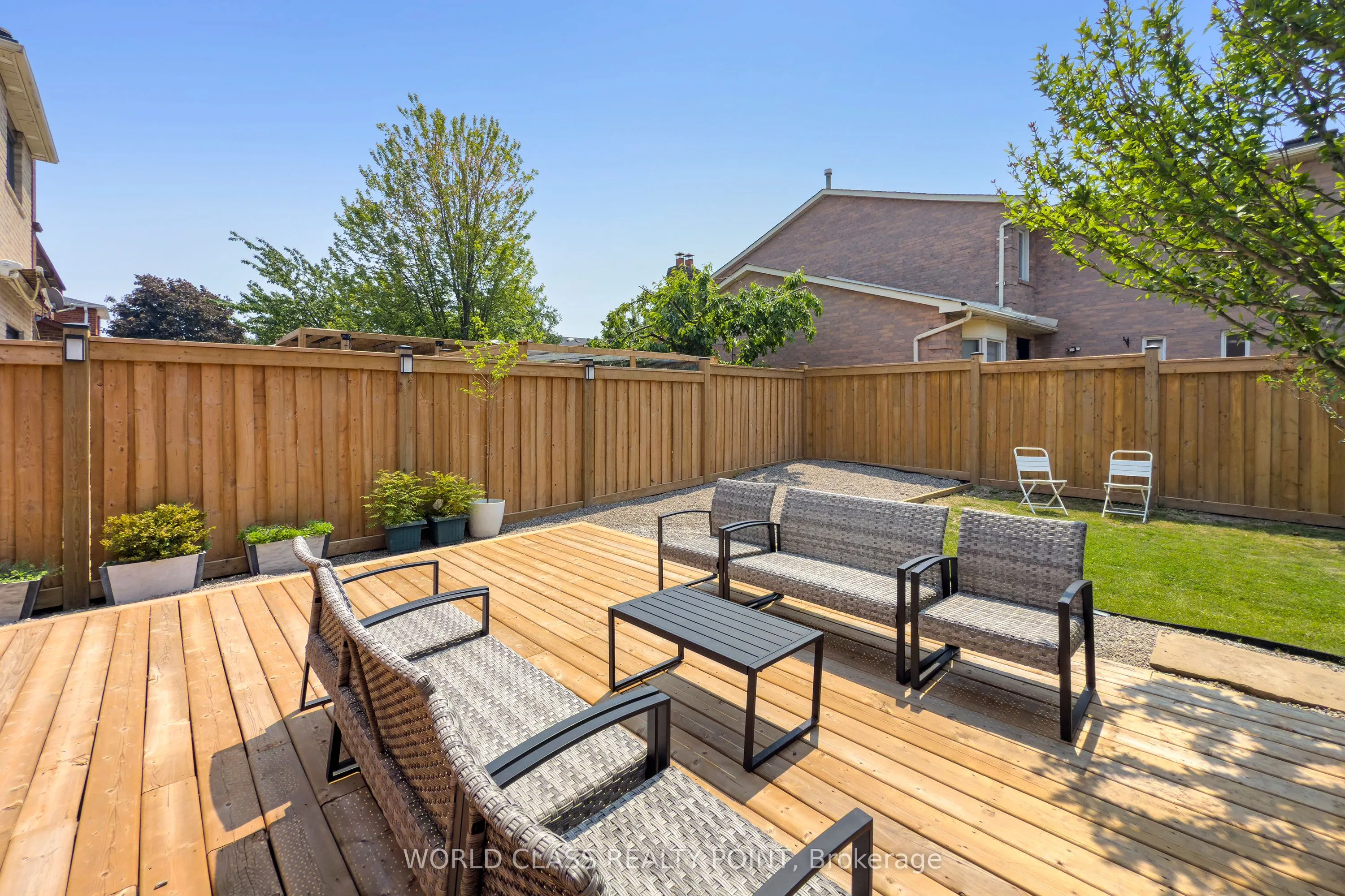 6548 Eastridge Road