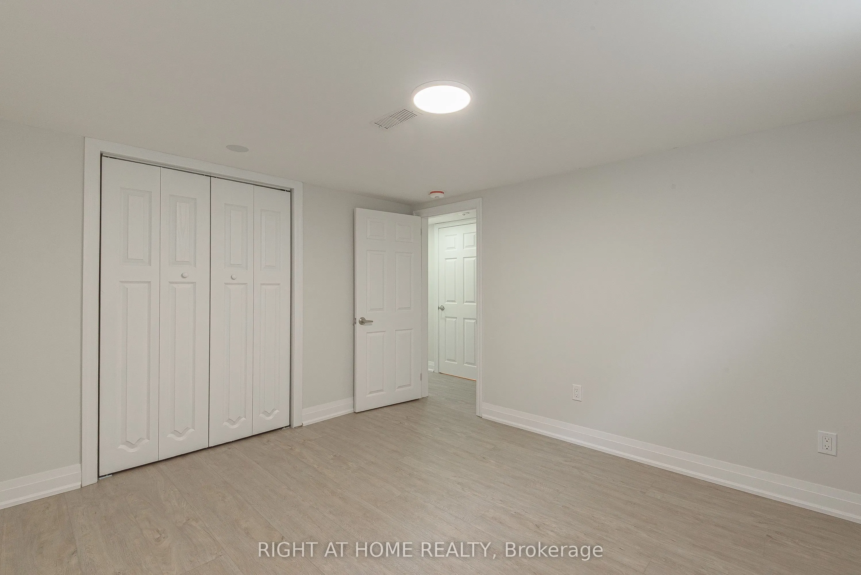 15 Hale Drive