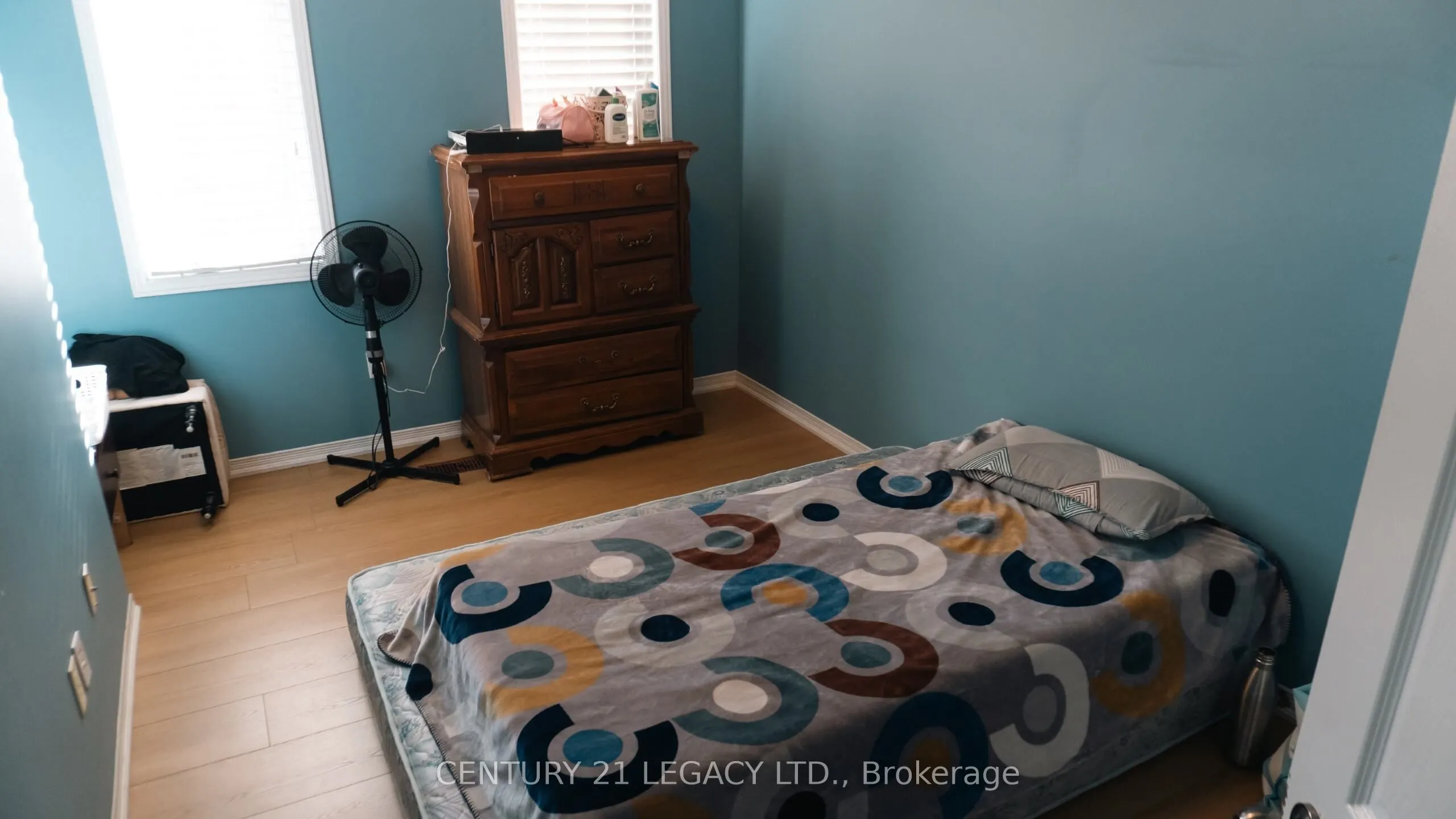 25 Revelstoke Place