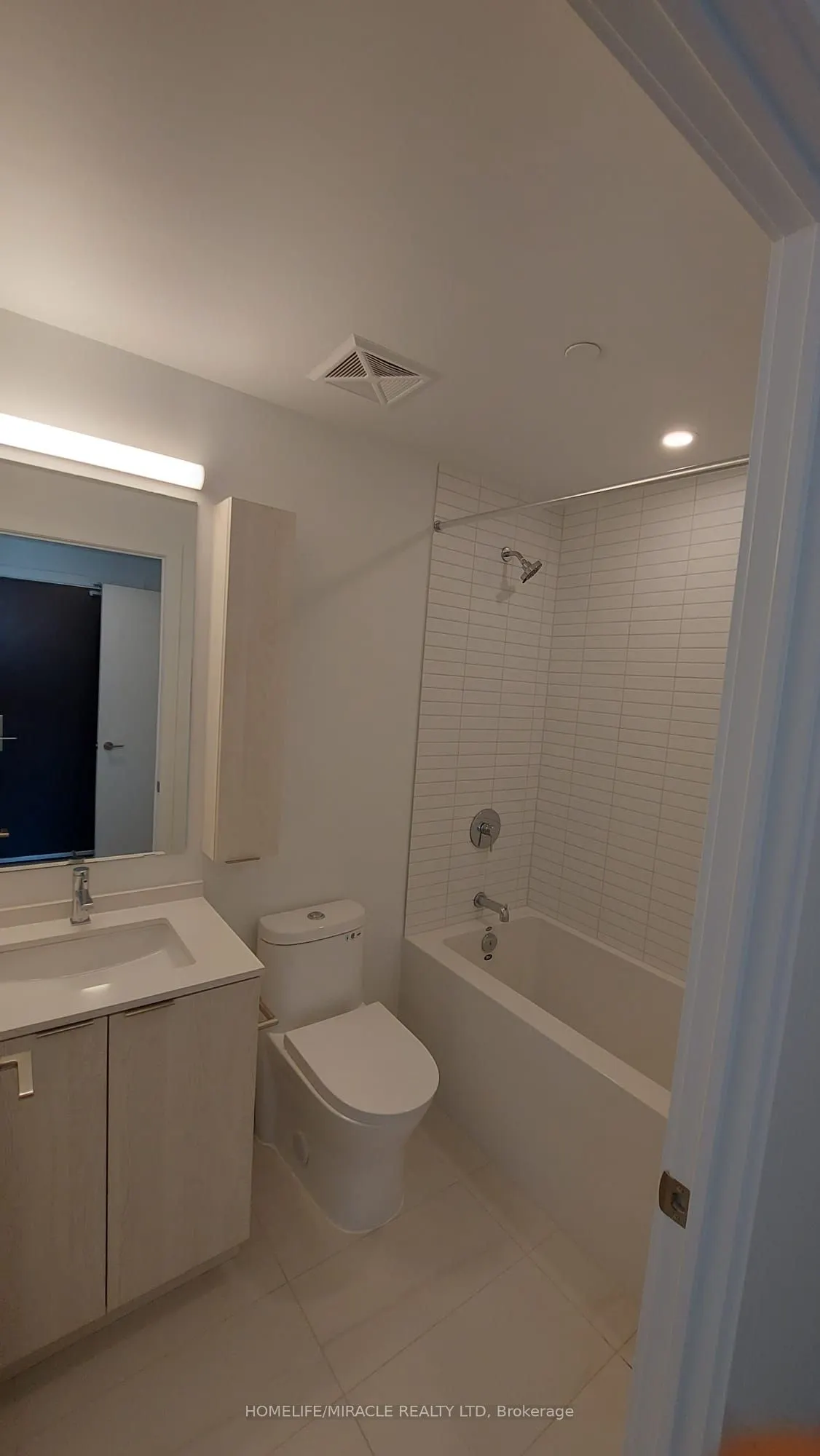 3009 NOVAR Road, #807