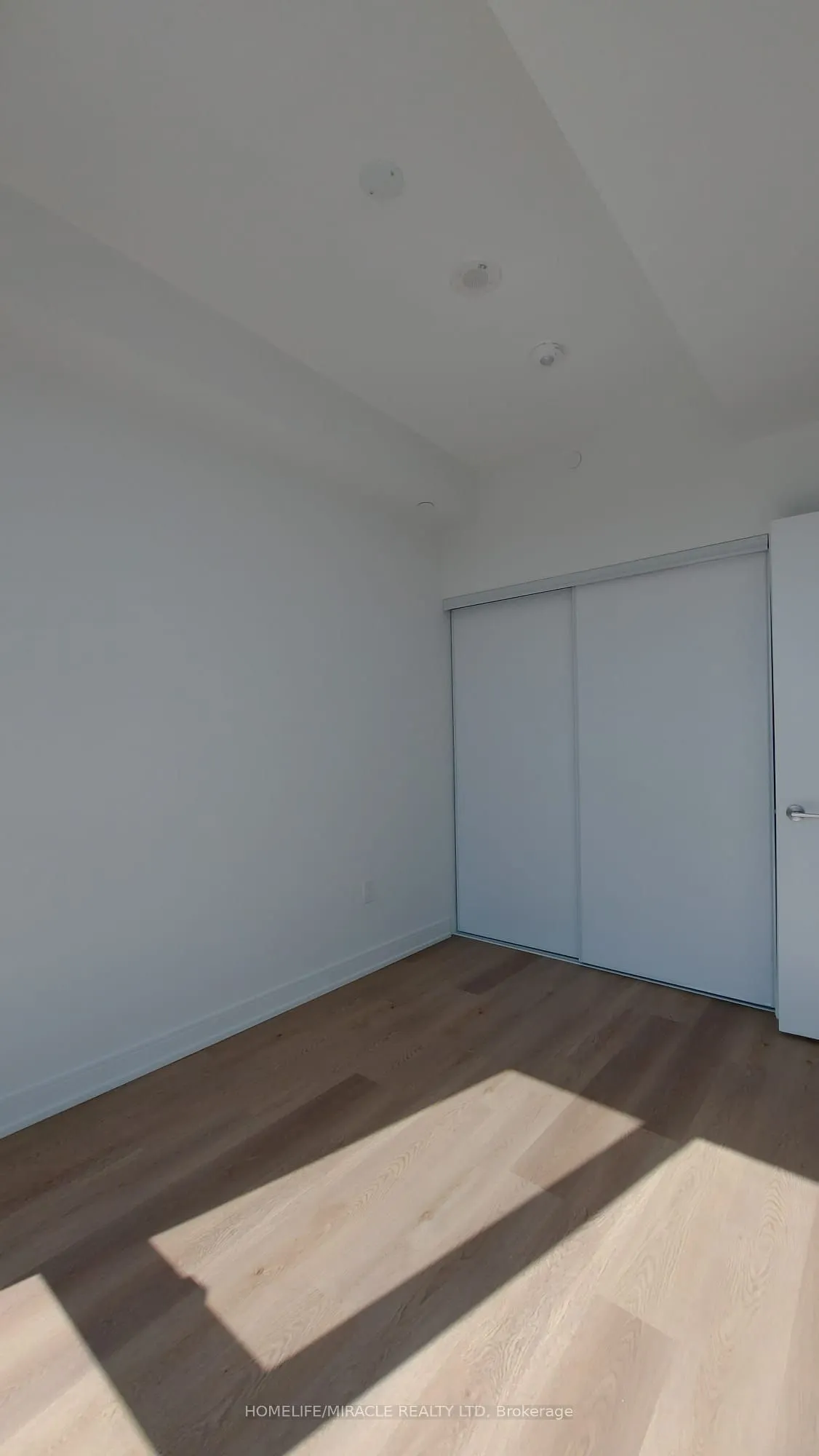 3009 NOVAR Road, #807