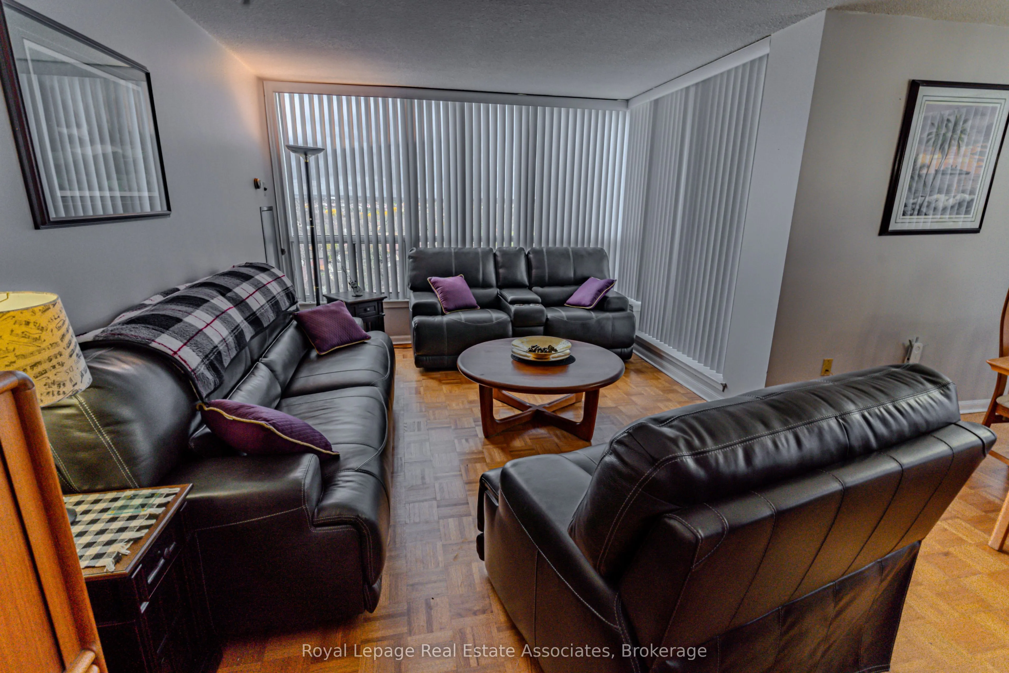 12 Laurelcrest Street, #1112