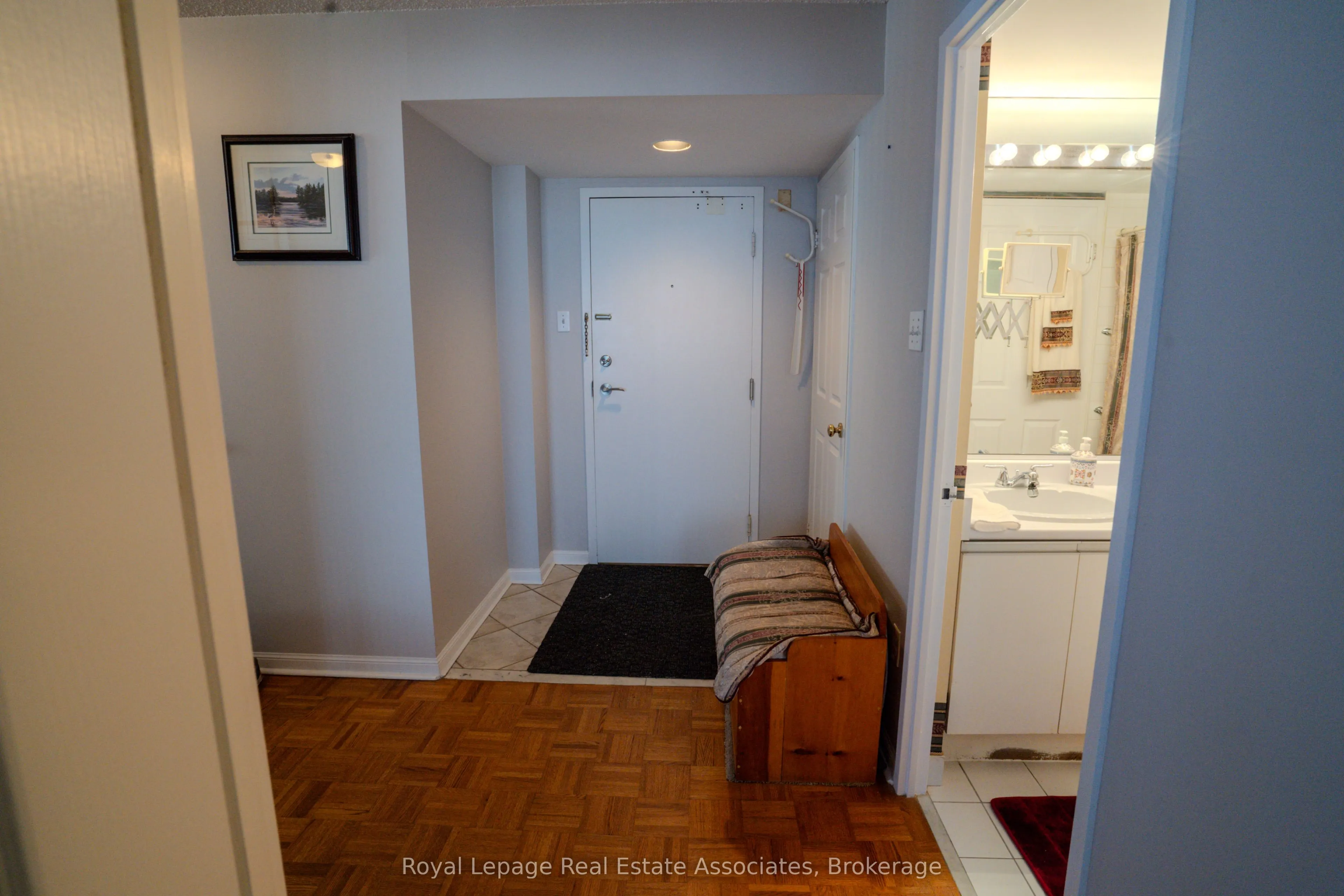 12 Laurelcrest Street, #1112