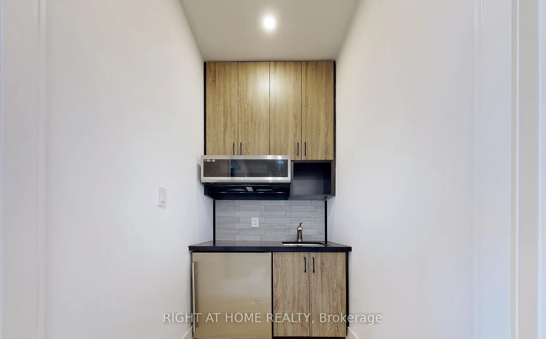 3465 Platinum Drive, #17
