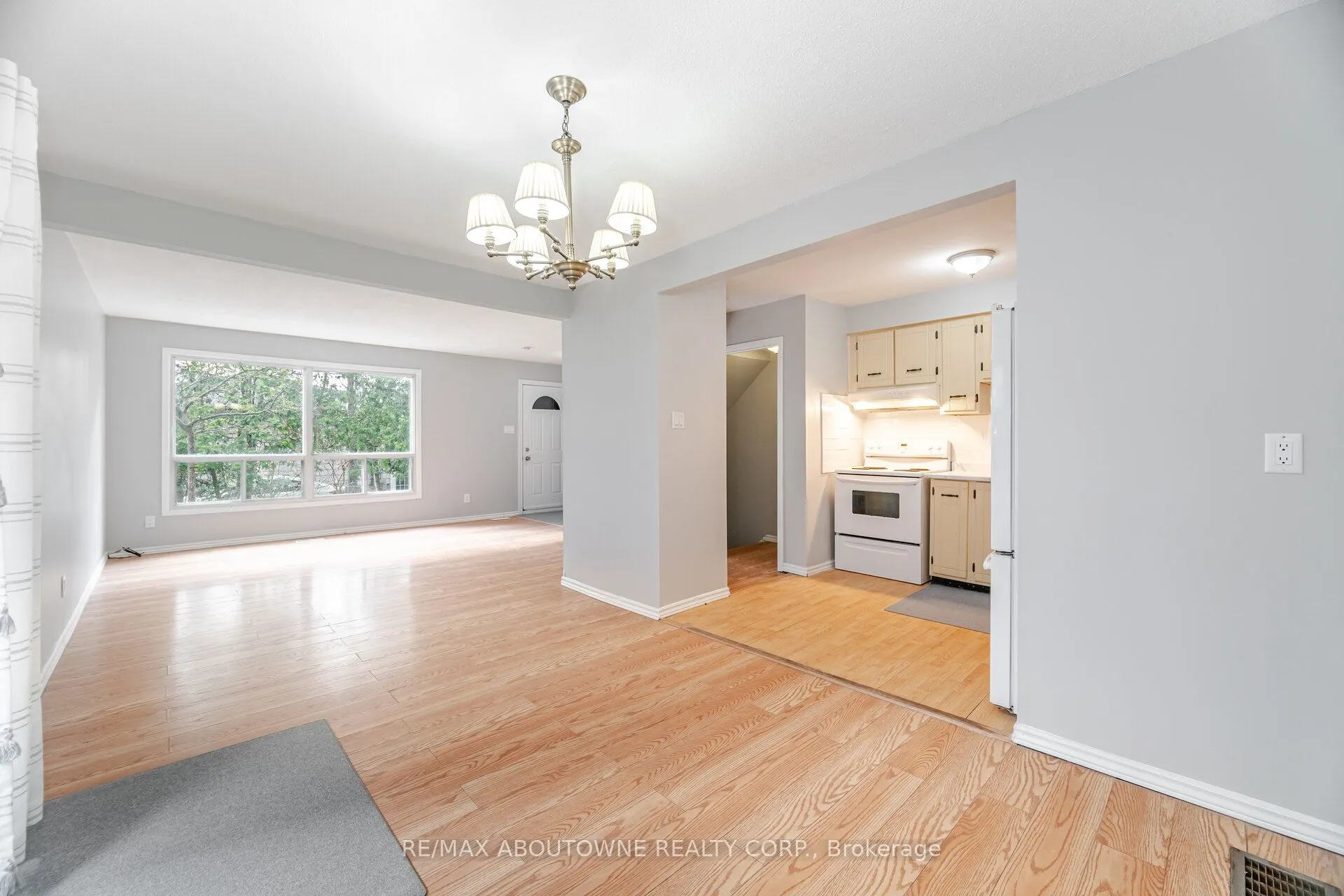 961 Francis Road, #4