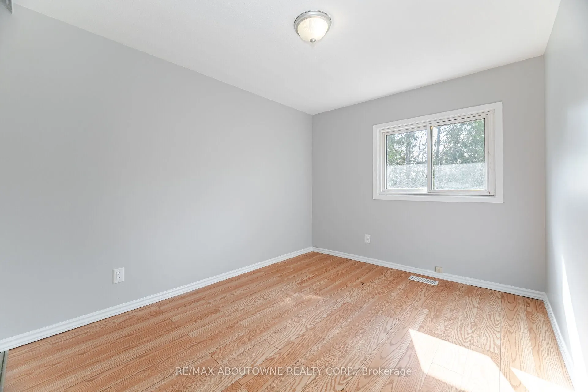 961 Francis Road, #4