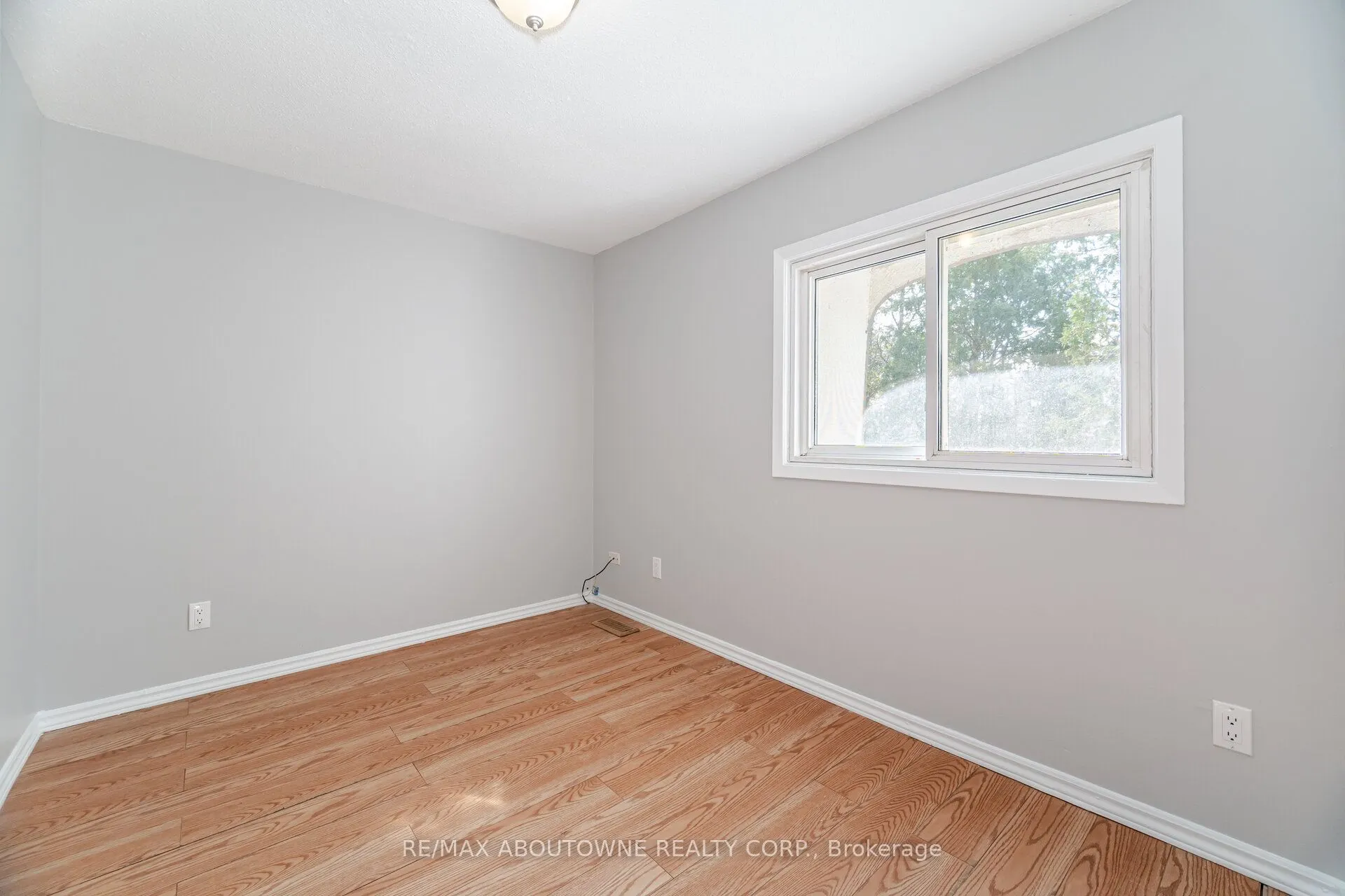 961 Francis Road, #4
