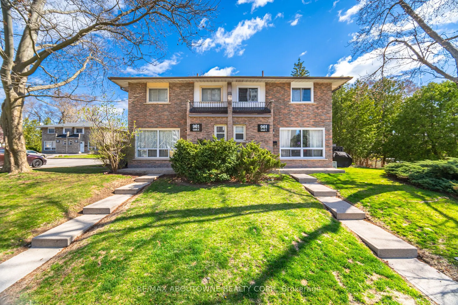 961 Francis Road, #4