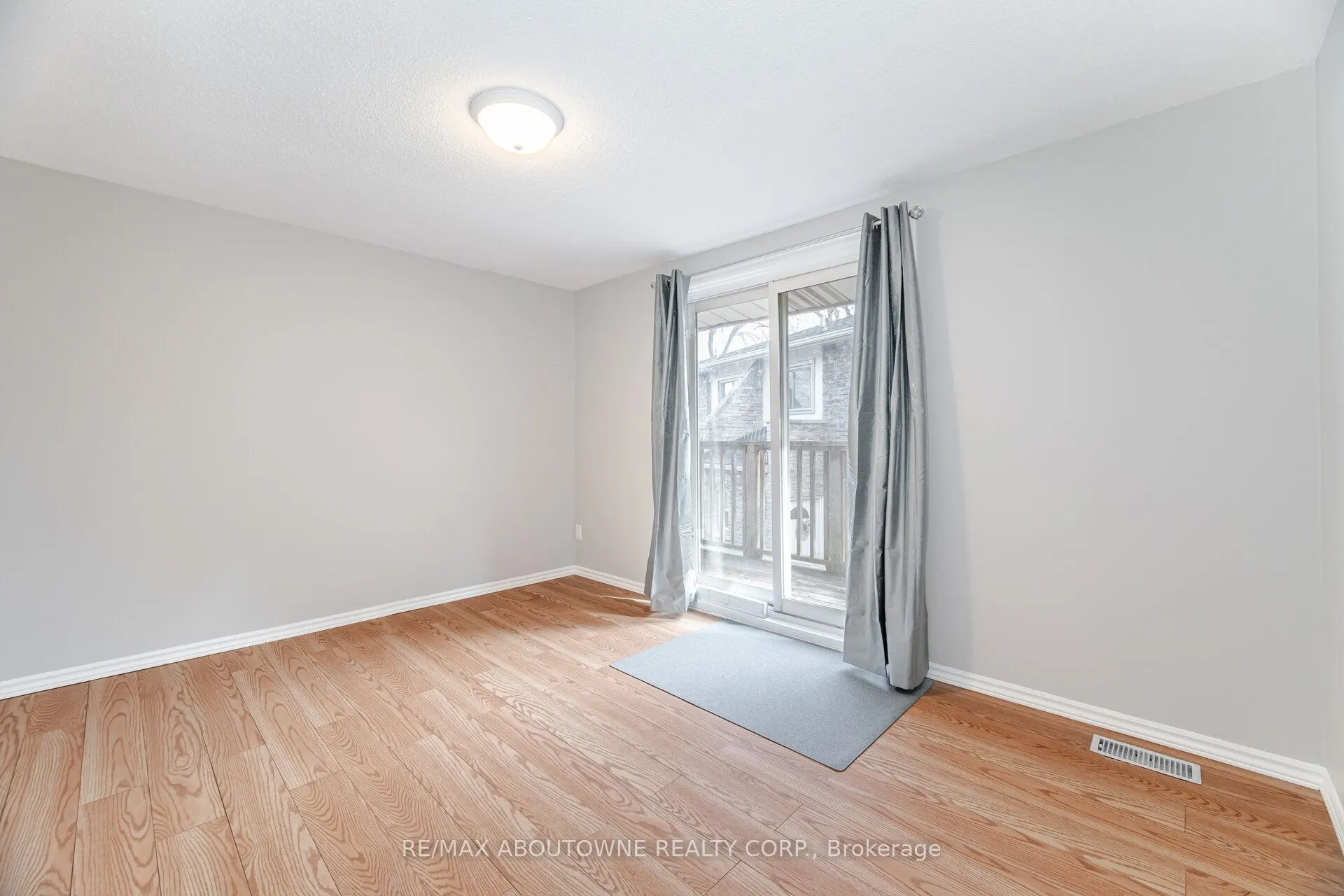 961 Francis Road, #4