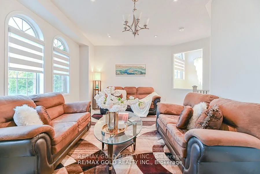 102 Sunny Meadow Boulevard