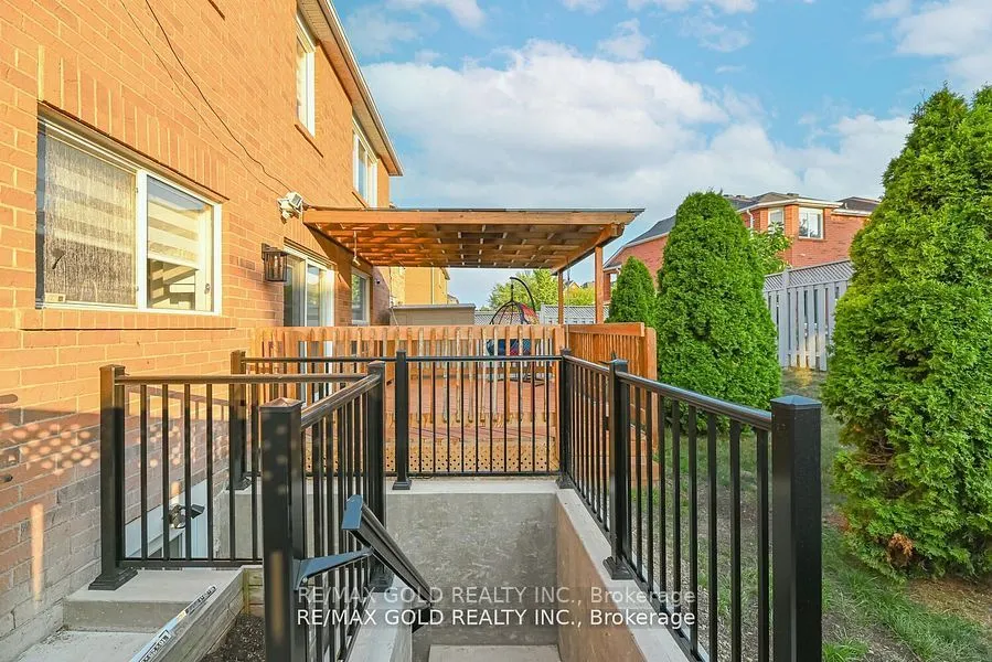 102 Sunny Meadow Boulevard