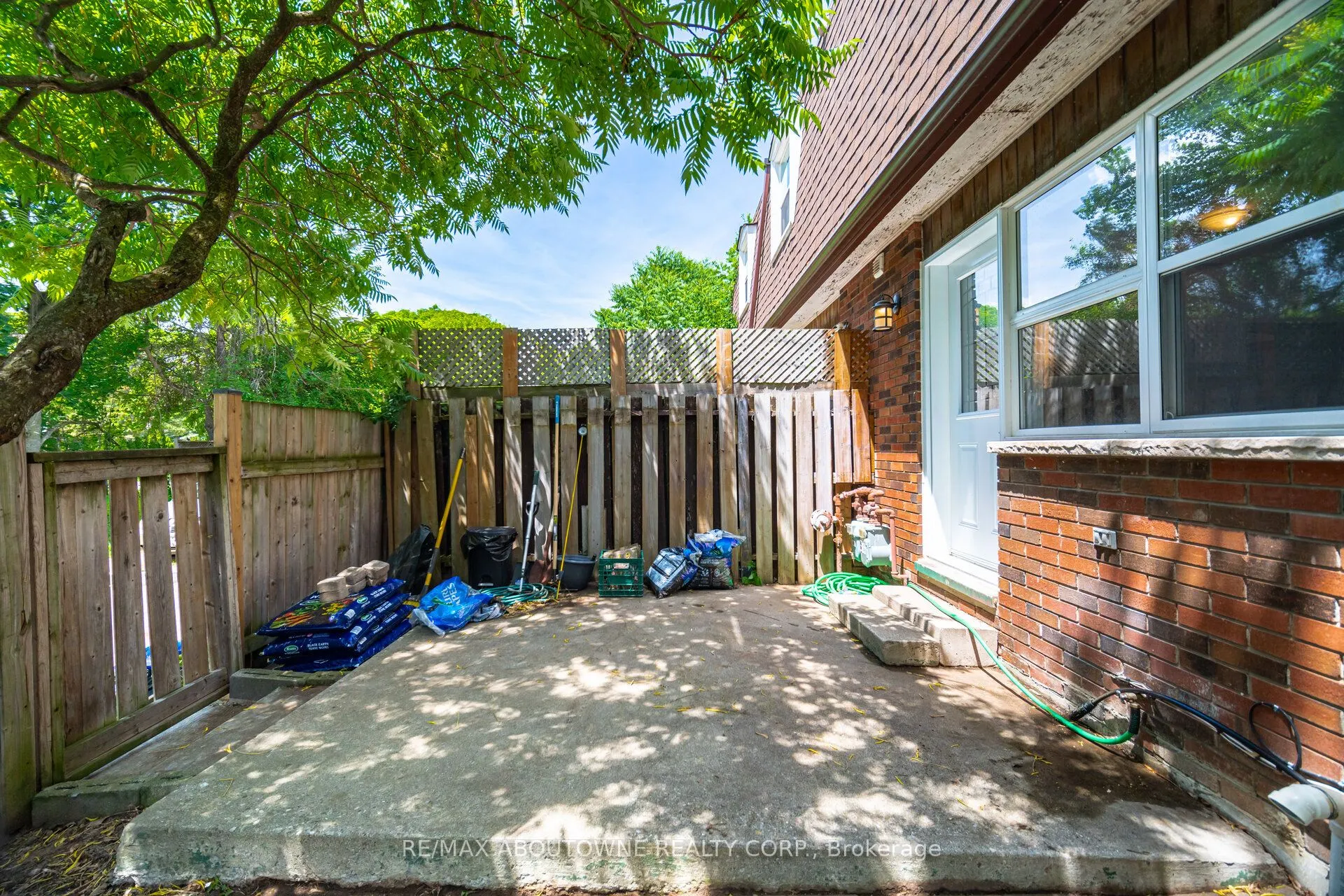 674 Francis Road