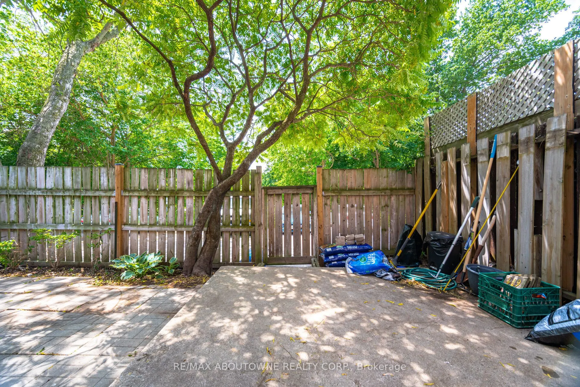 674 Francis Road