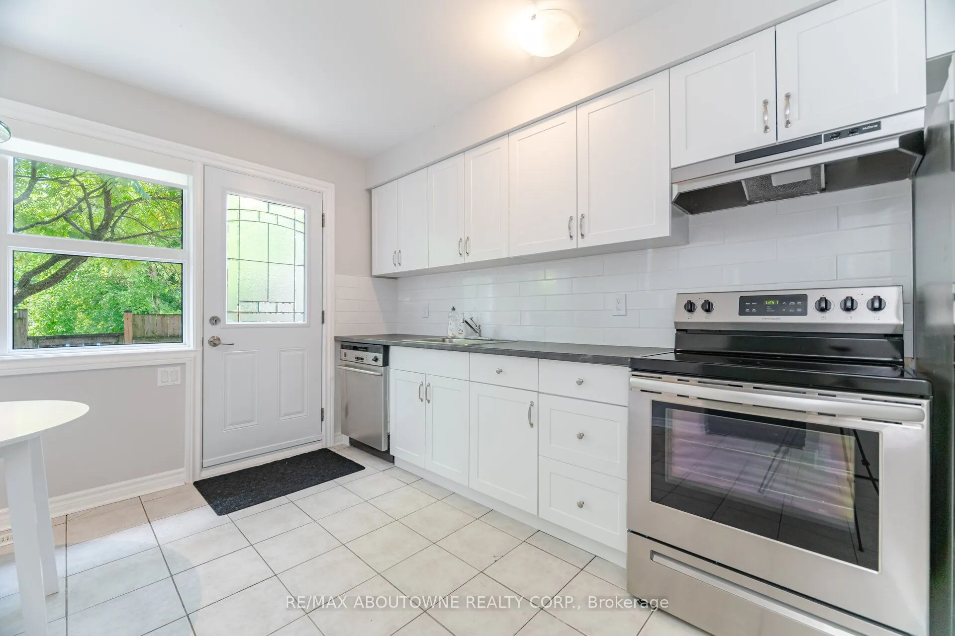 674 Francis Road