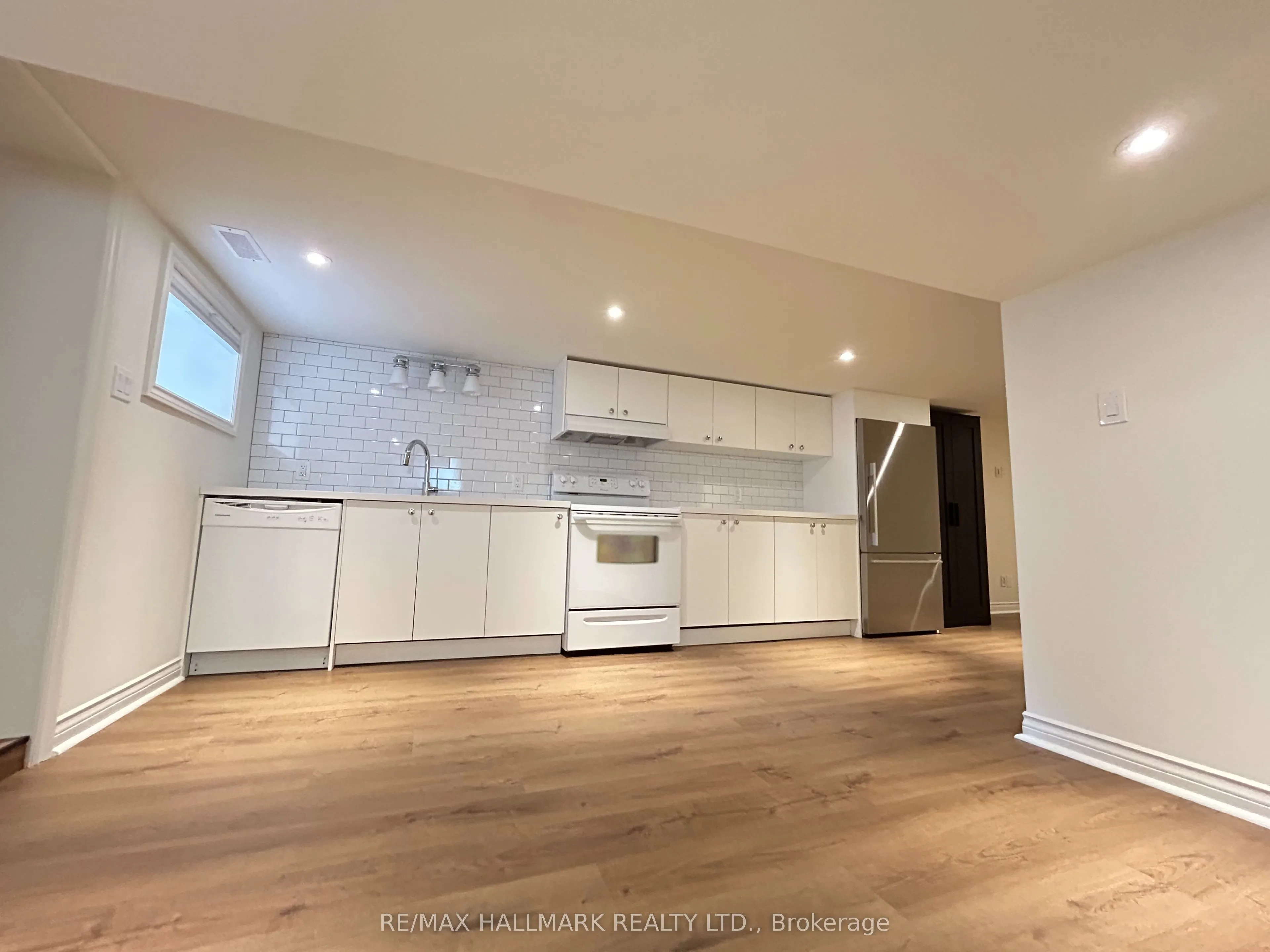 152 Bartlett Avenue