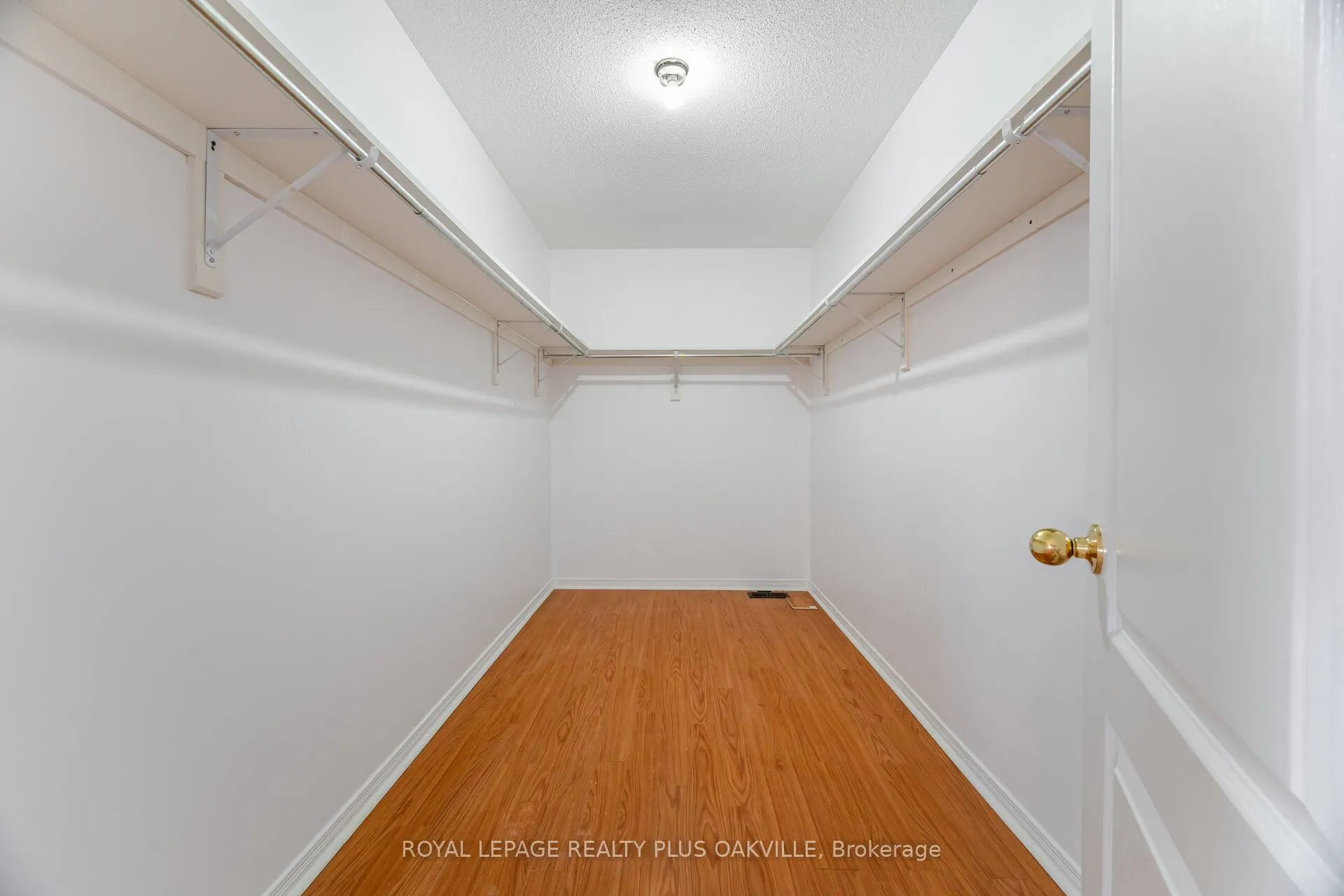 110 Earlsbridge Boulevard