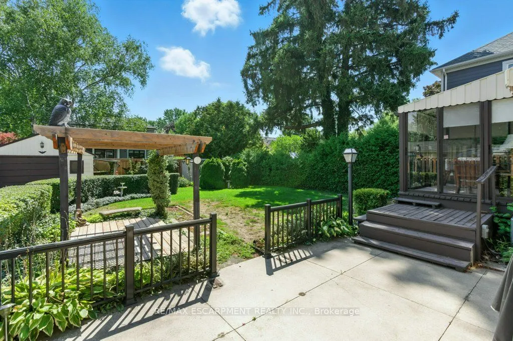 2230 Courtland Drive