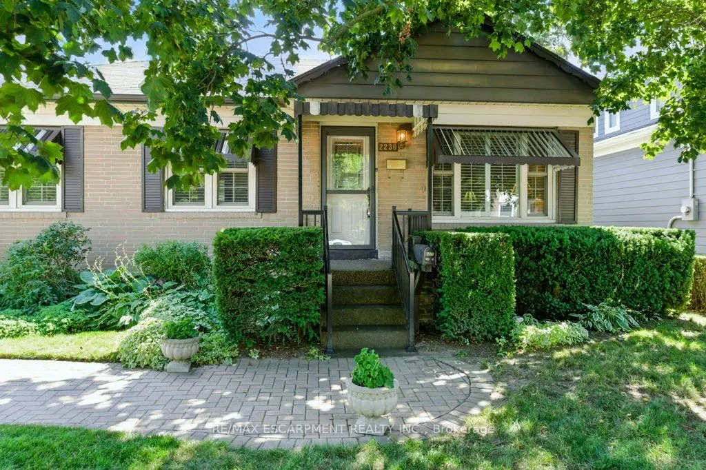 2230 Courtland Drive