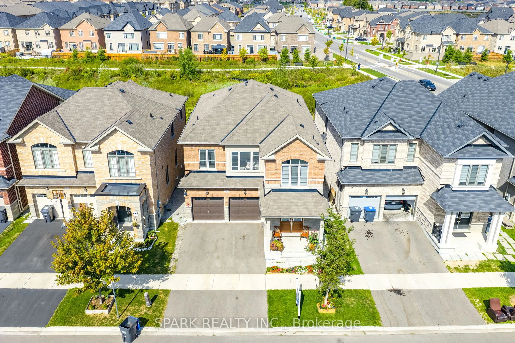 5 Boathouse Road