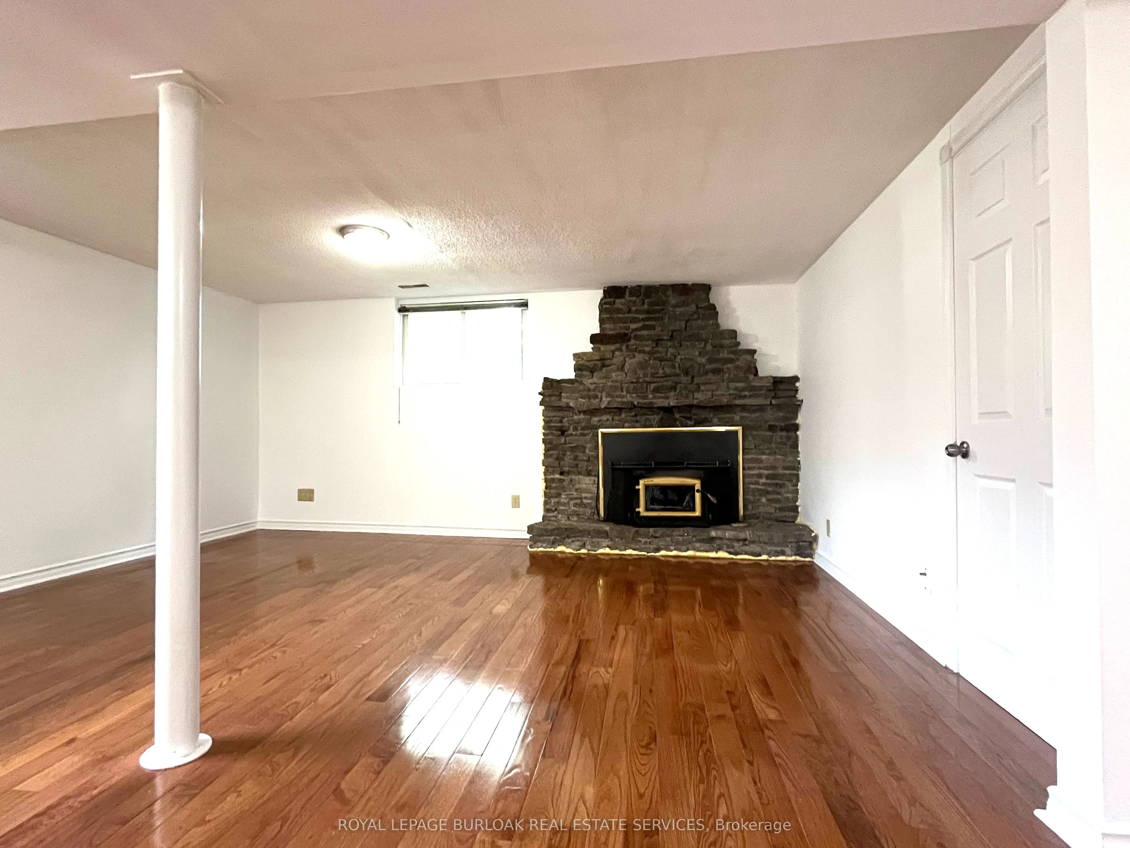5529 Spruce Avenue