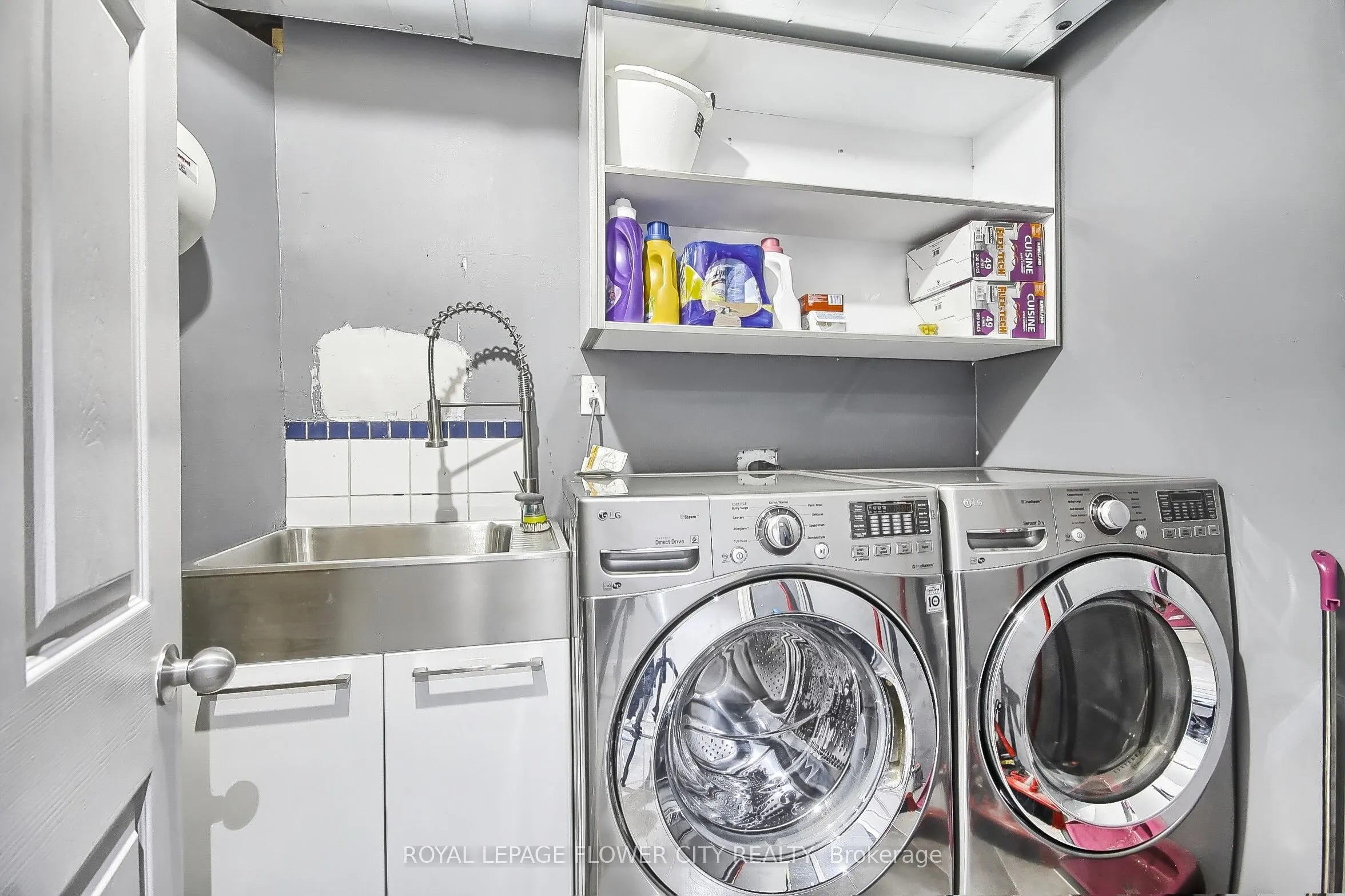 4 Tobermory Crescent, #Basement