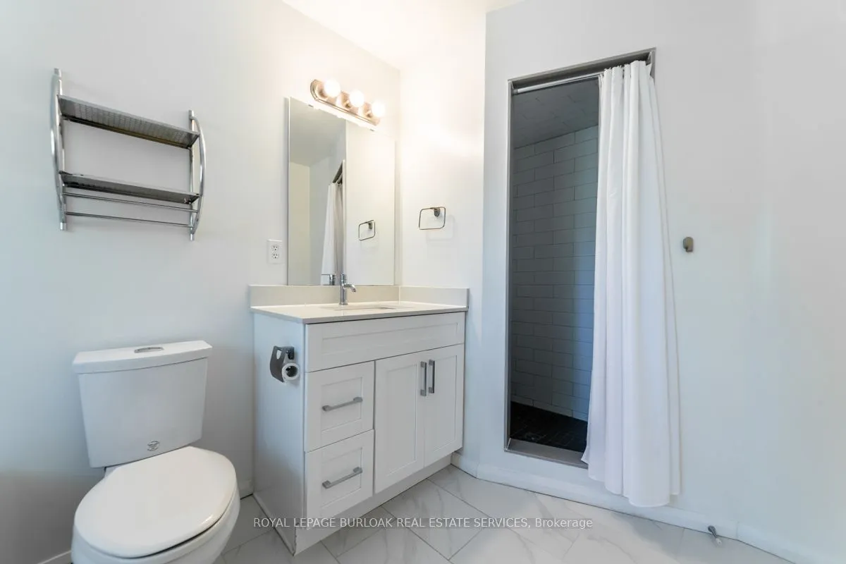 2022 Atkinson Drive, #11