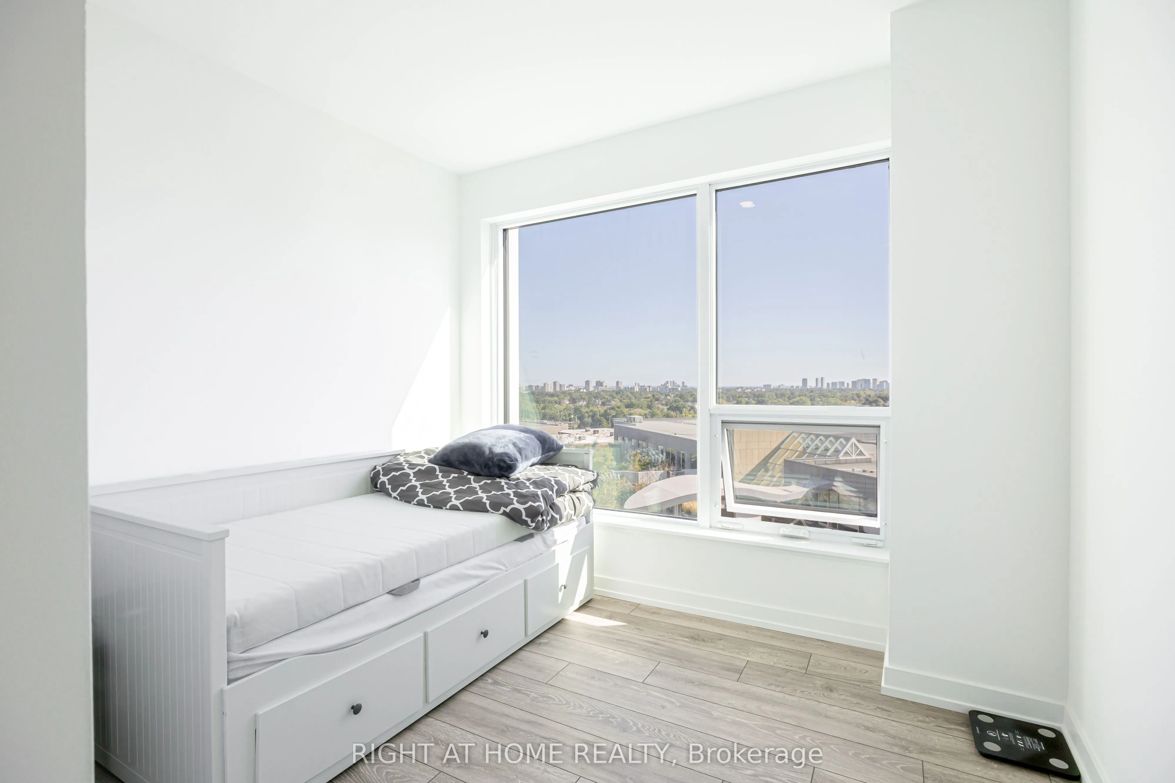 1100 Sheppard Avenue W, #1008
