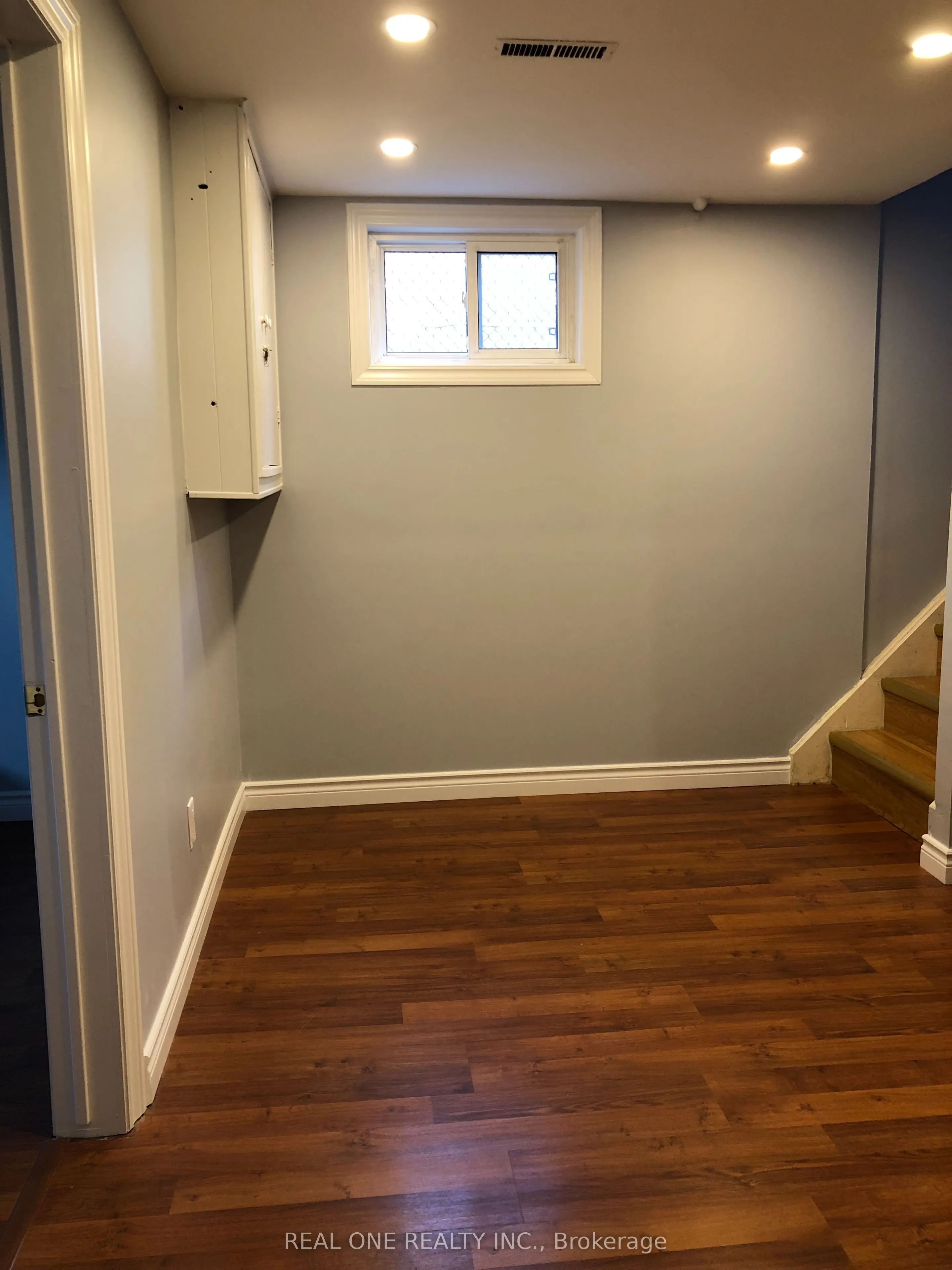 1161 Shadeland Drive, #Lower