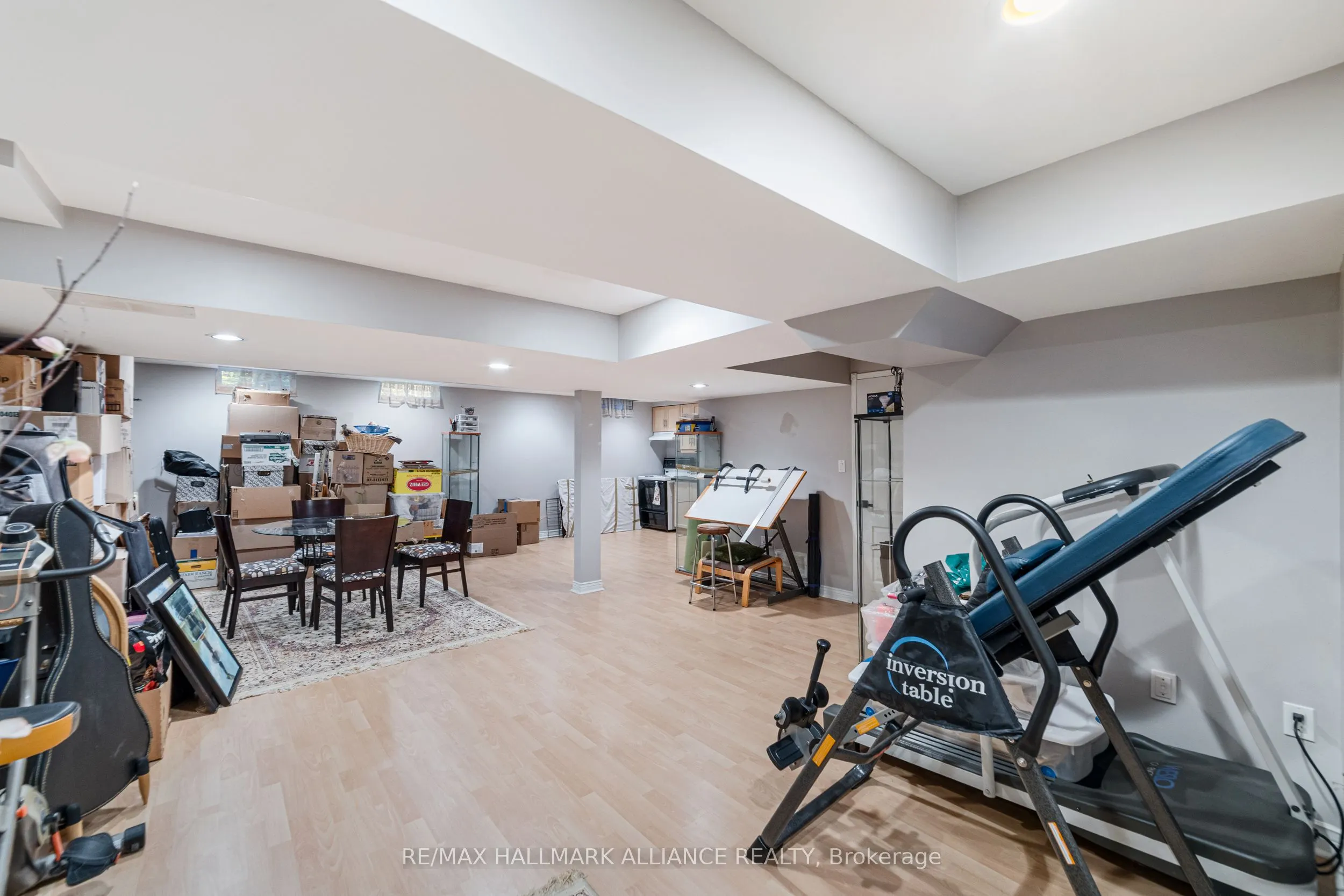 365 Turnberry Crescent