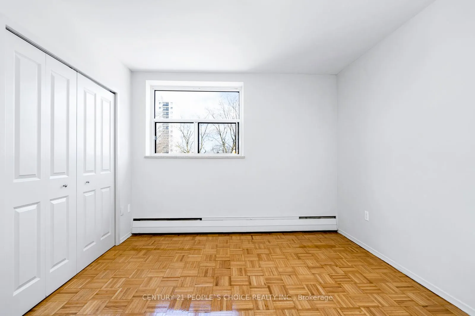 1219 Dundas Street W, #307