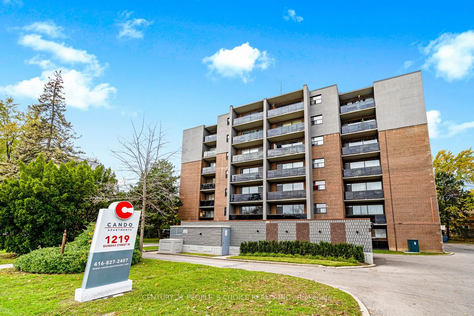 1219 Dundas Street W, #307