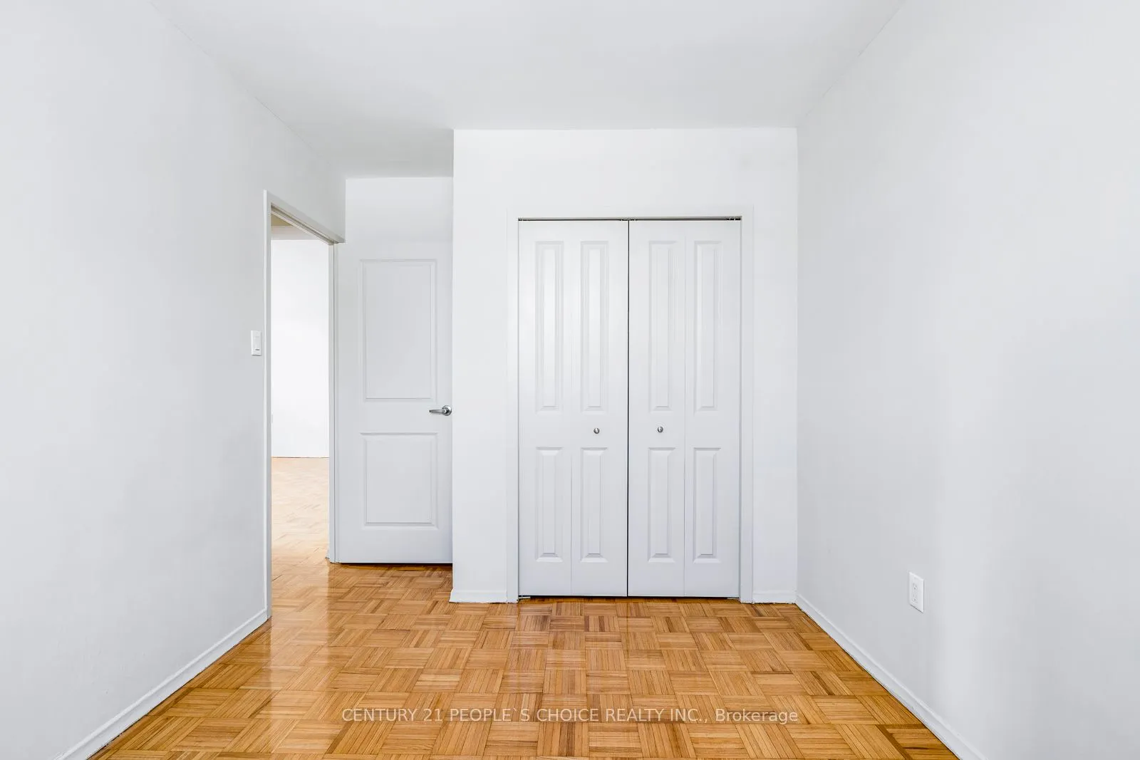 1219 Dundas Street W, #307