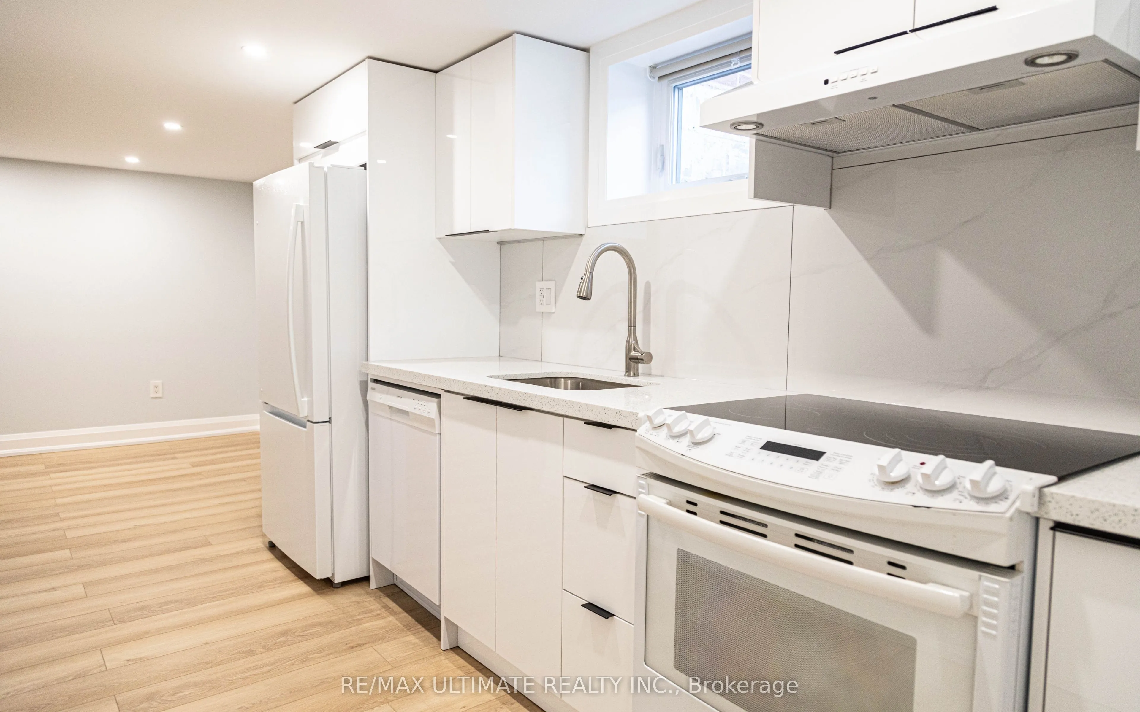 103 Tavistock Road, #Lower
