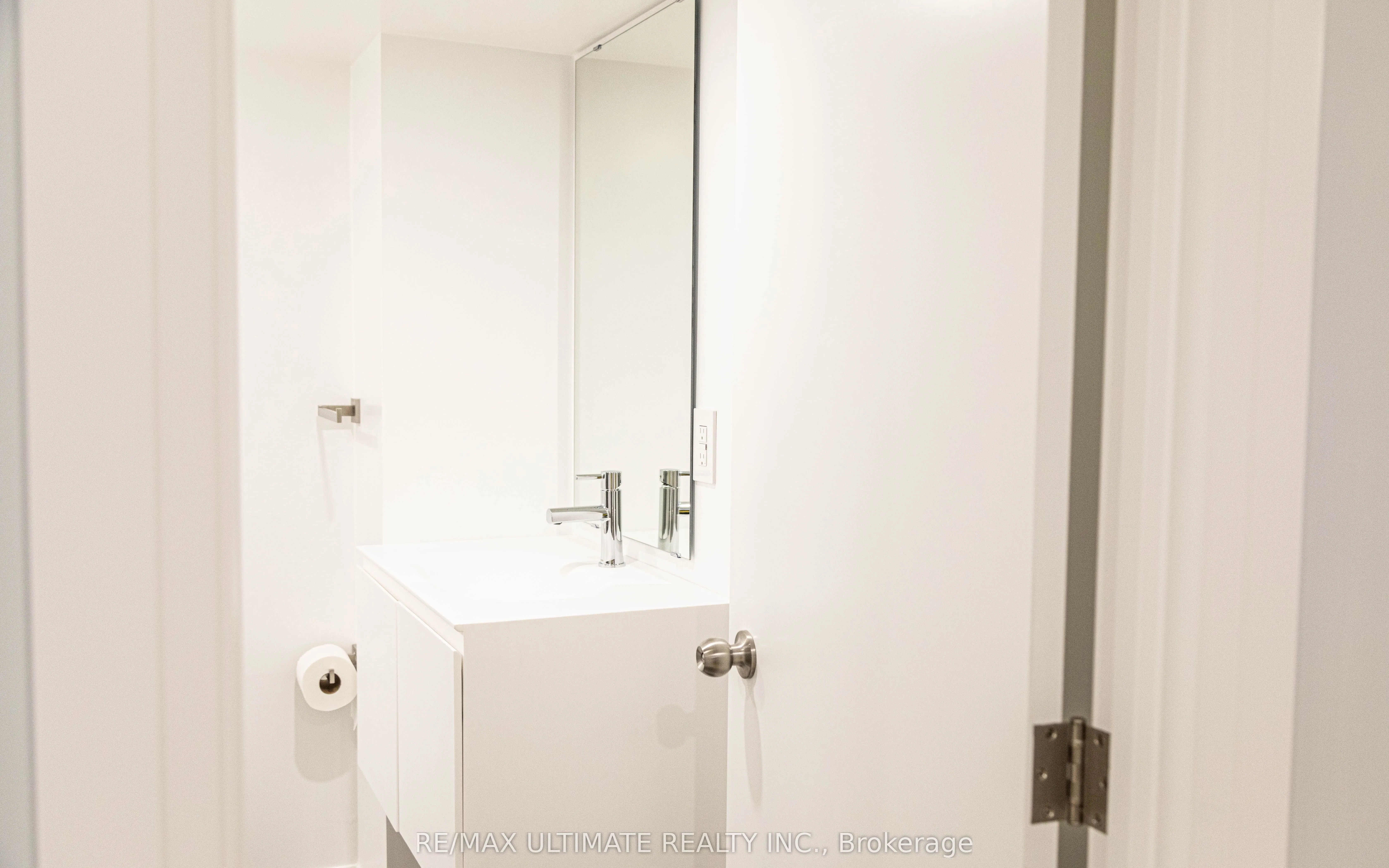 103 Tavistock Road, #Lower