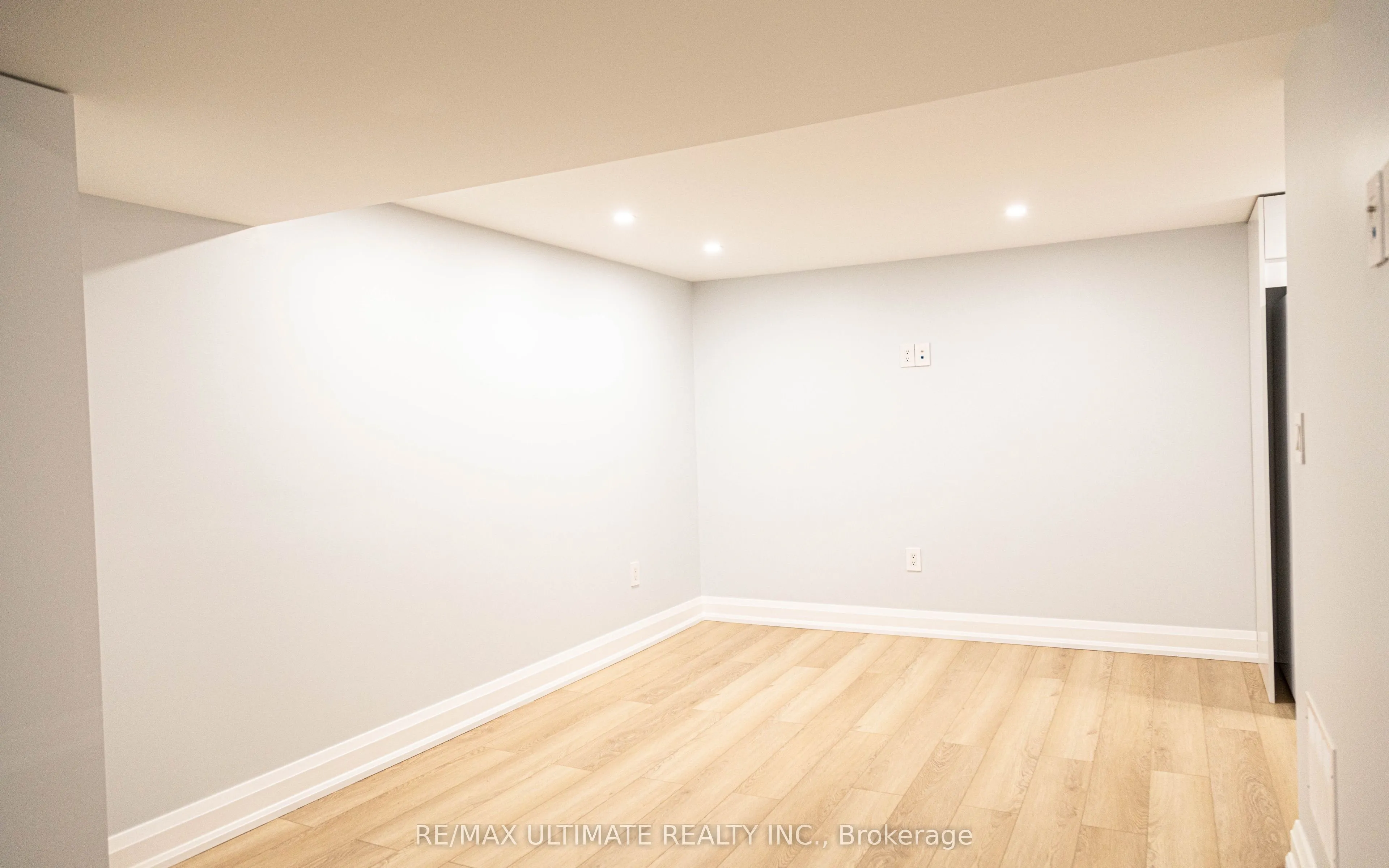 103 Tavistock Road, #Lower