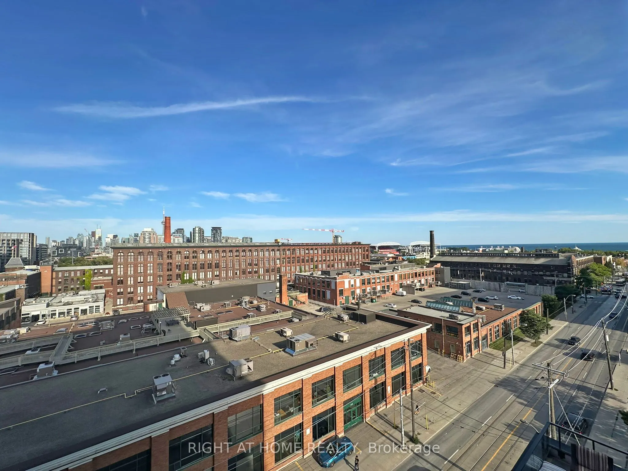 270 dufferin Street, #703