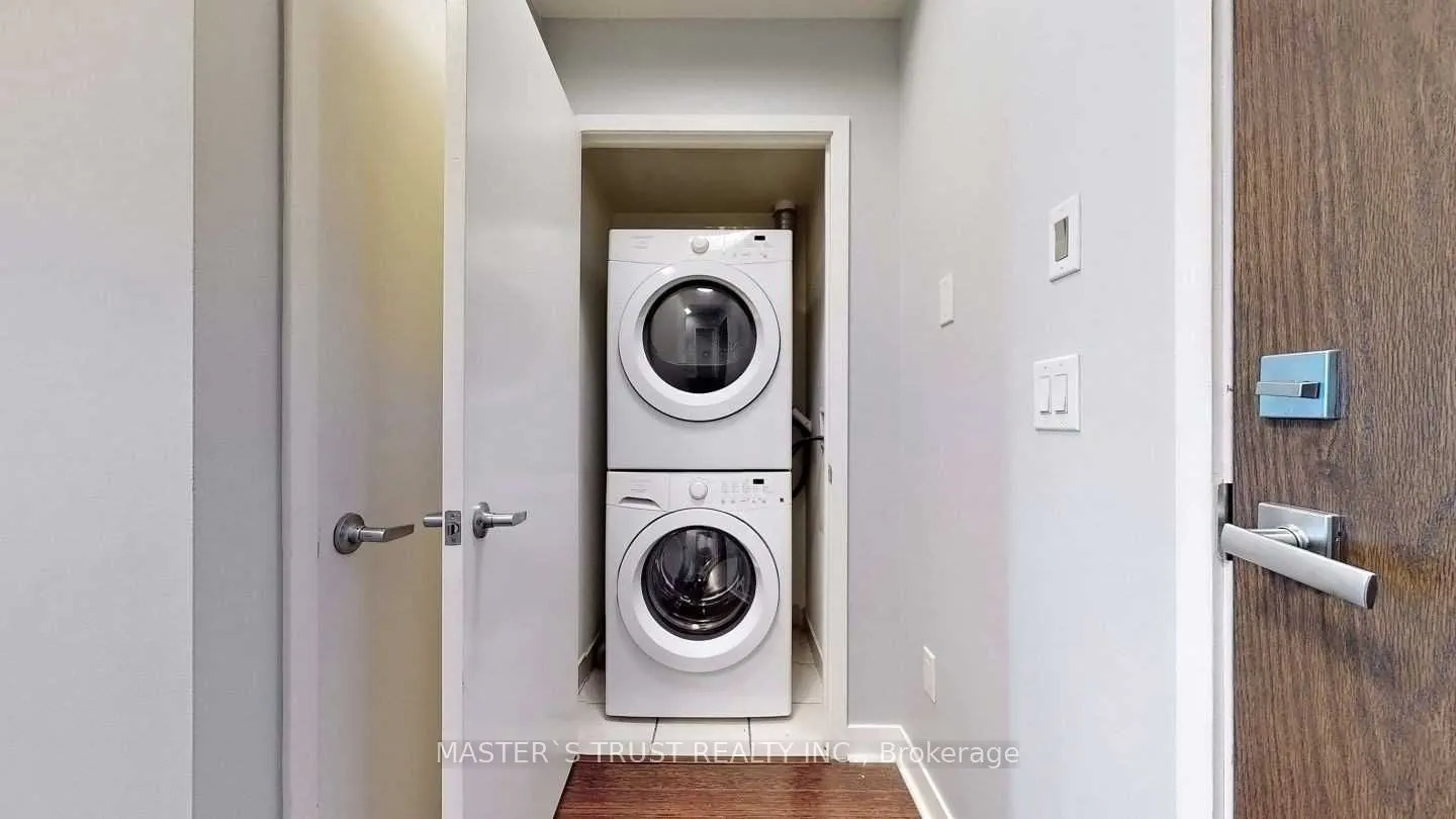 365 Prince Of Wales Drive, #1009