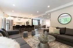 1684 Angela Crescent