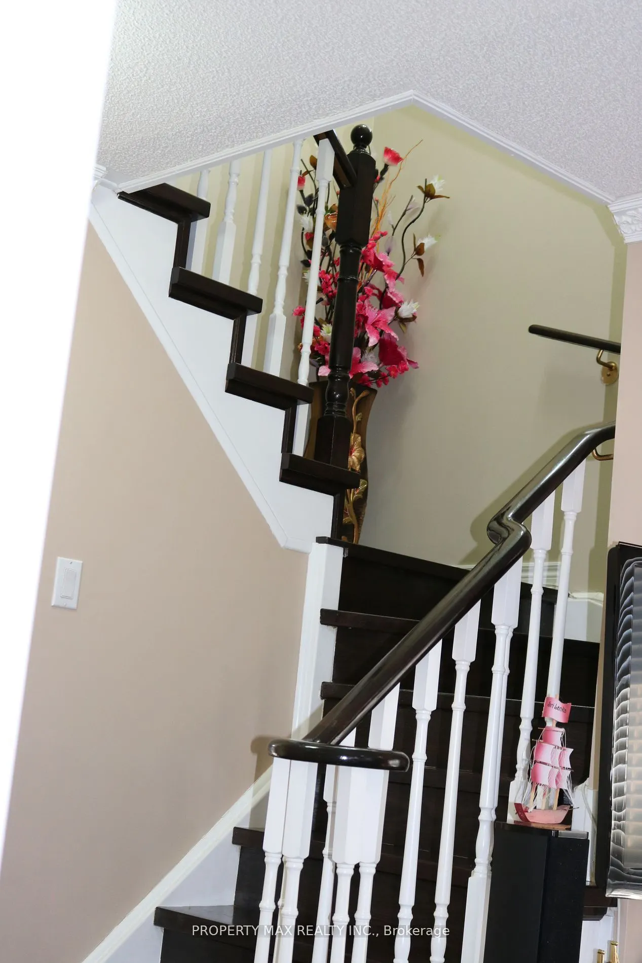 14 Rivermere Court