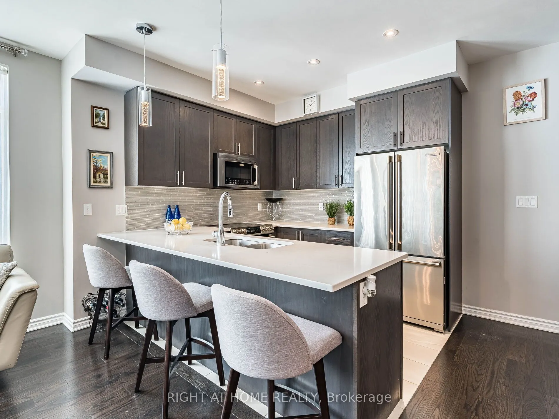 26 APPLEWOOD Lane, #44