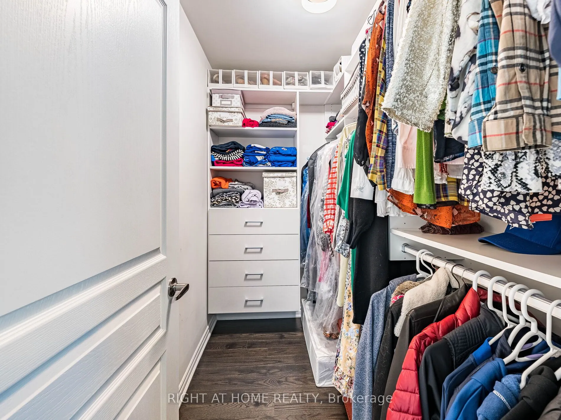 26 APPLEWOOD Lane, #44