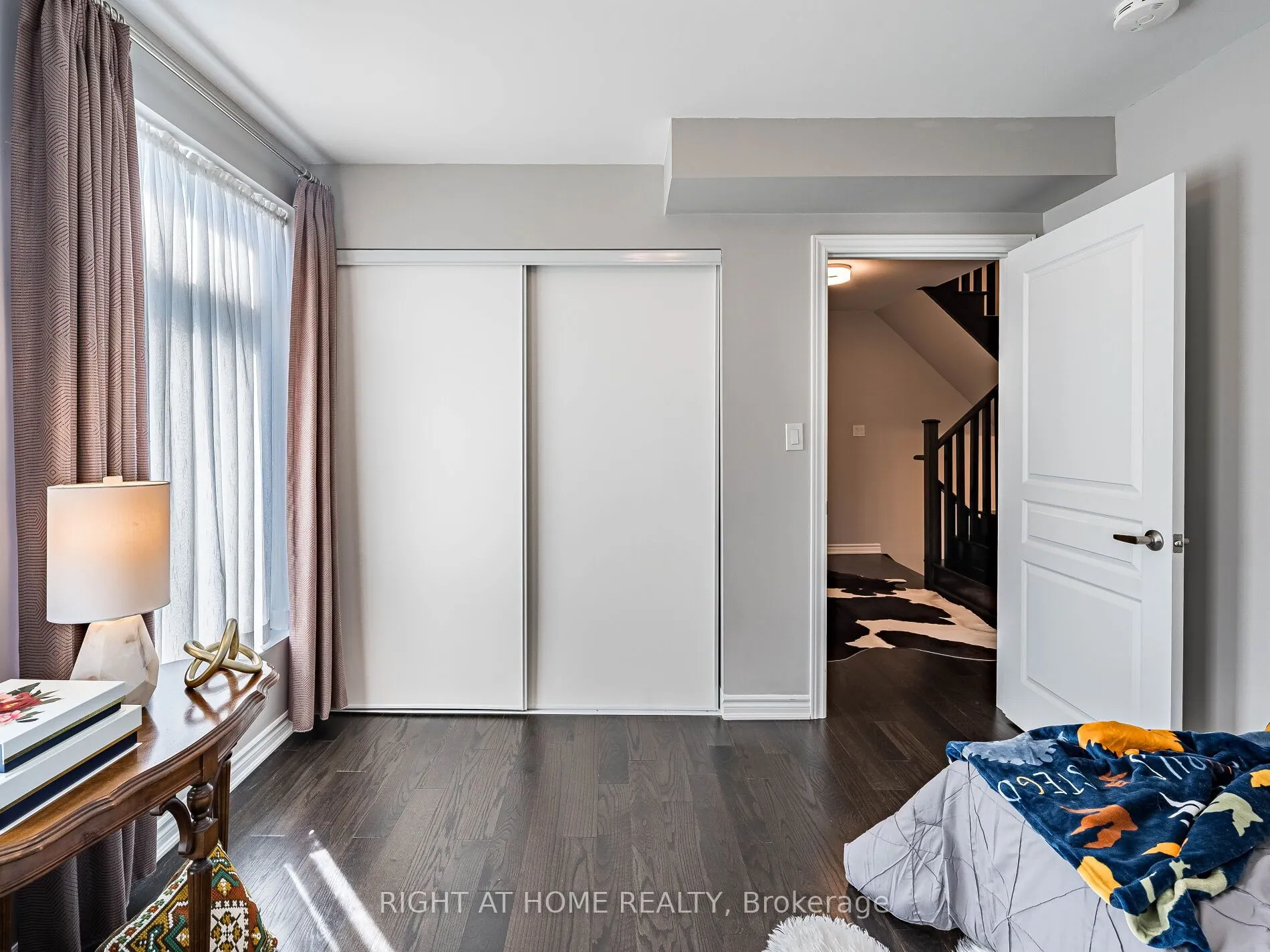 26 APPLEWOOD Lane, #44