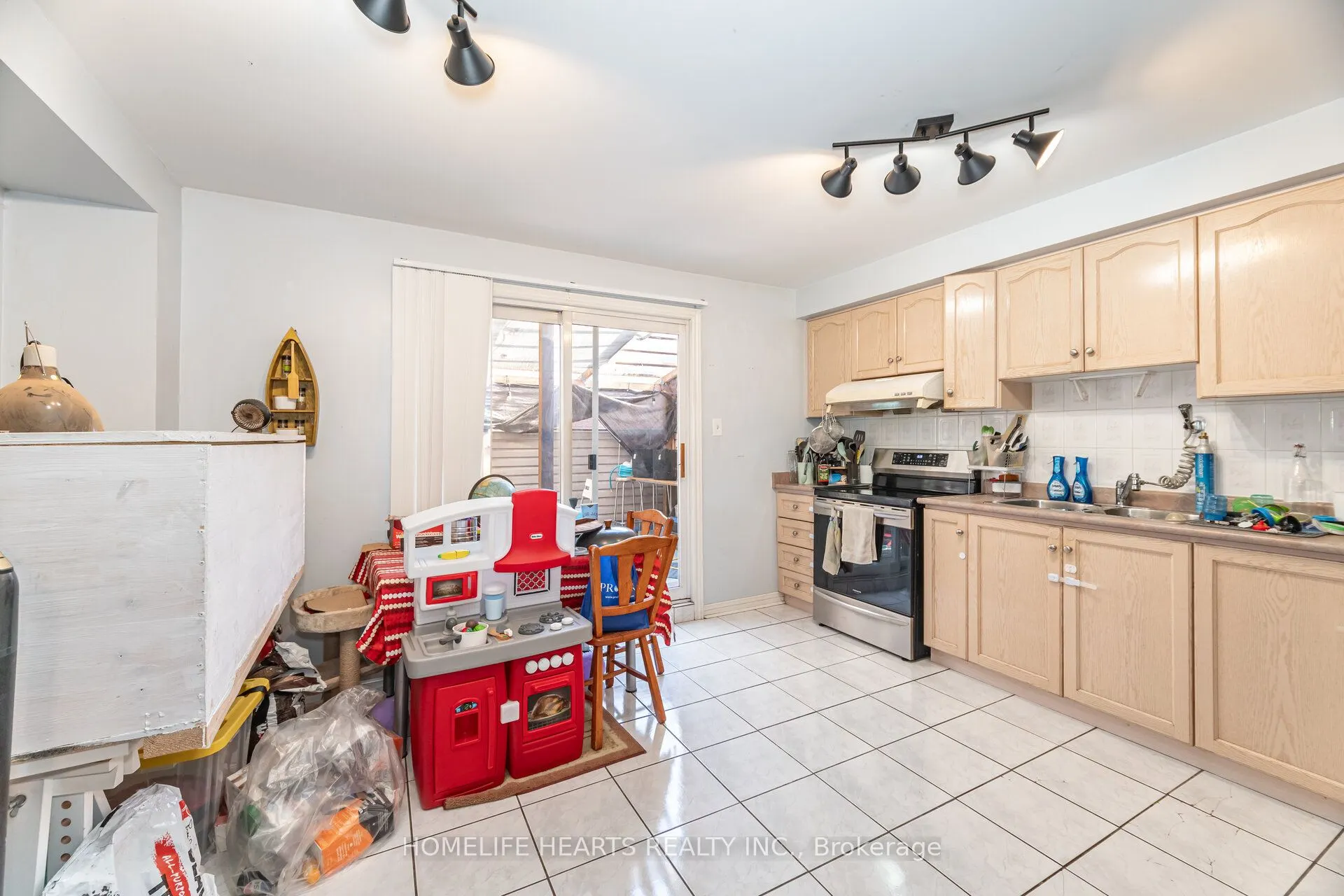 1245 Weston Road