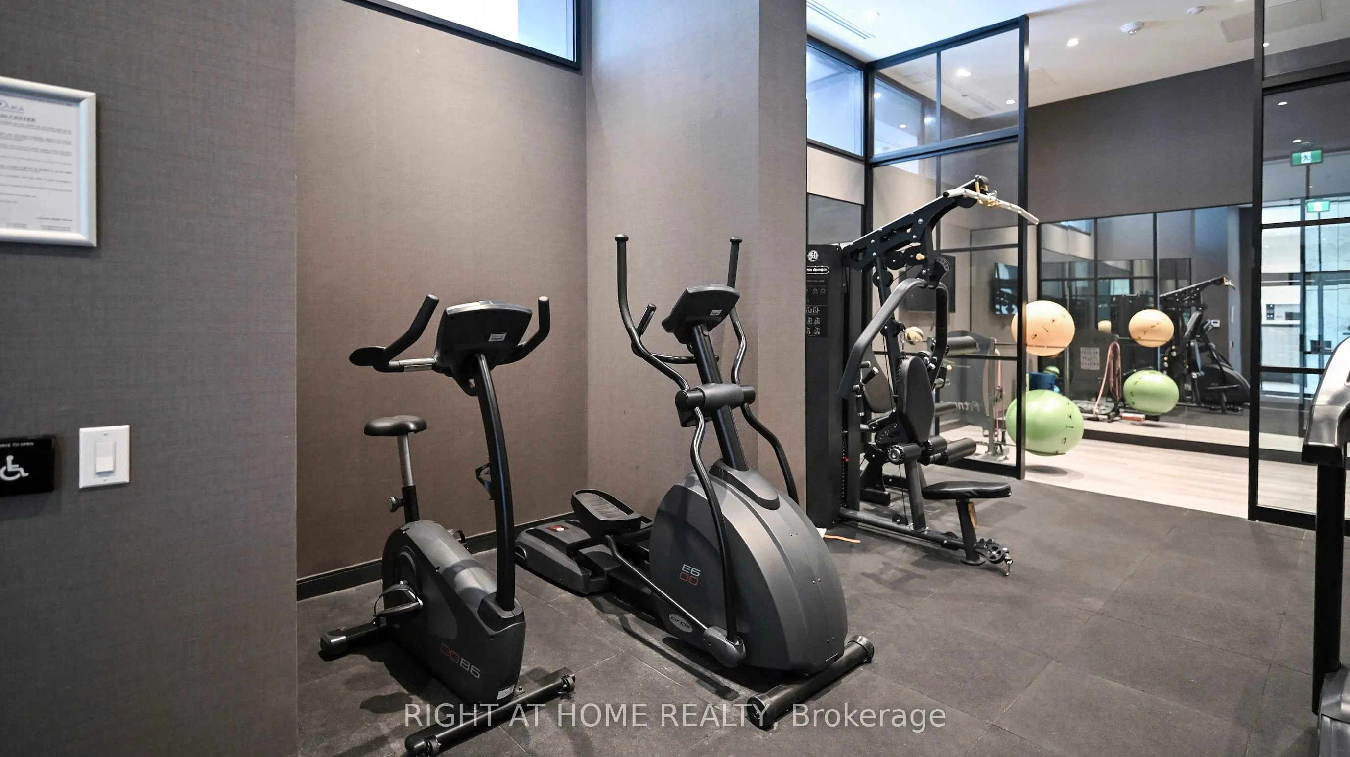 3005 Pine Glen Road, #210