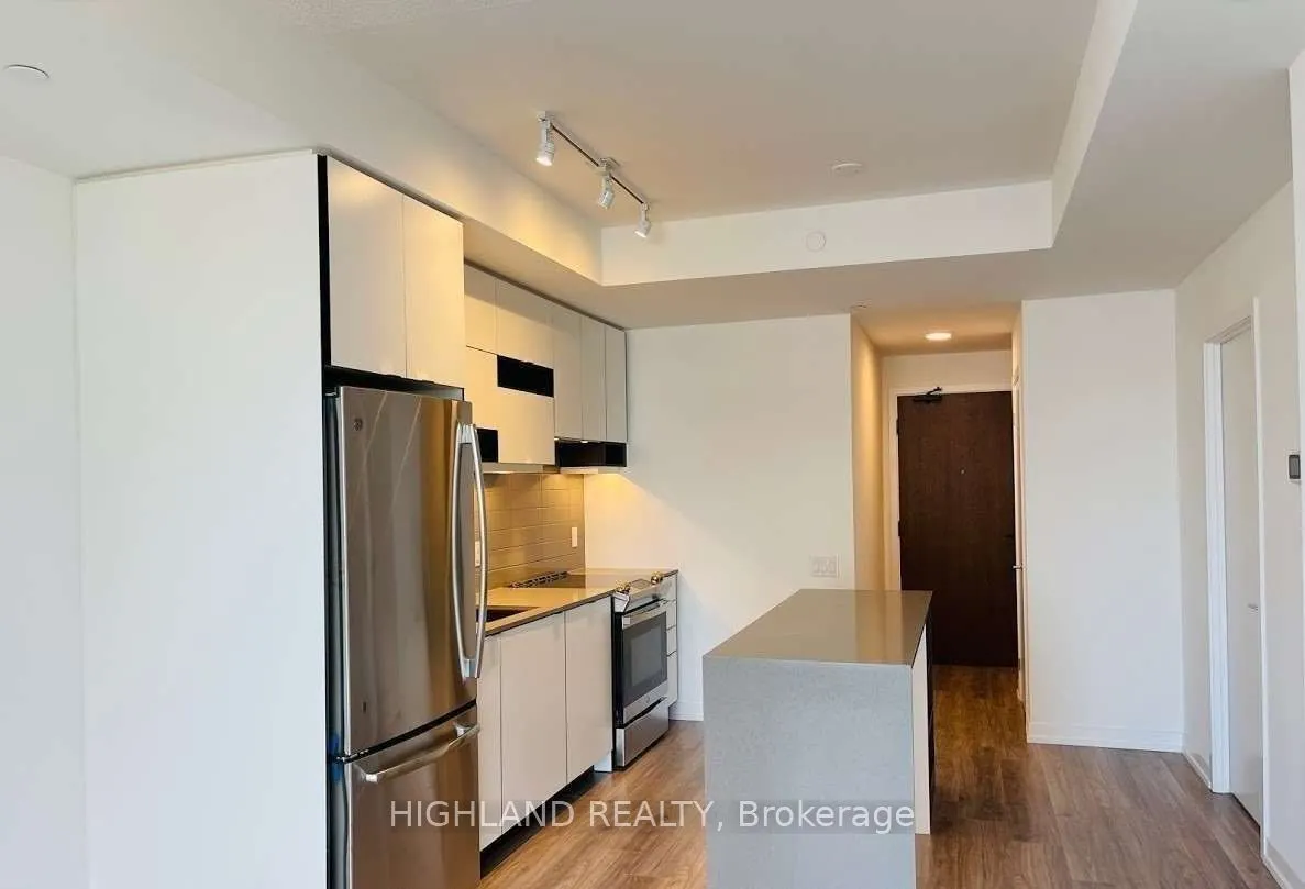 4065 Confederation Parkway, #2007