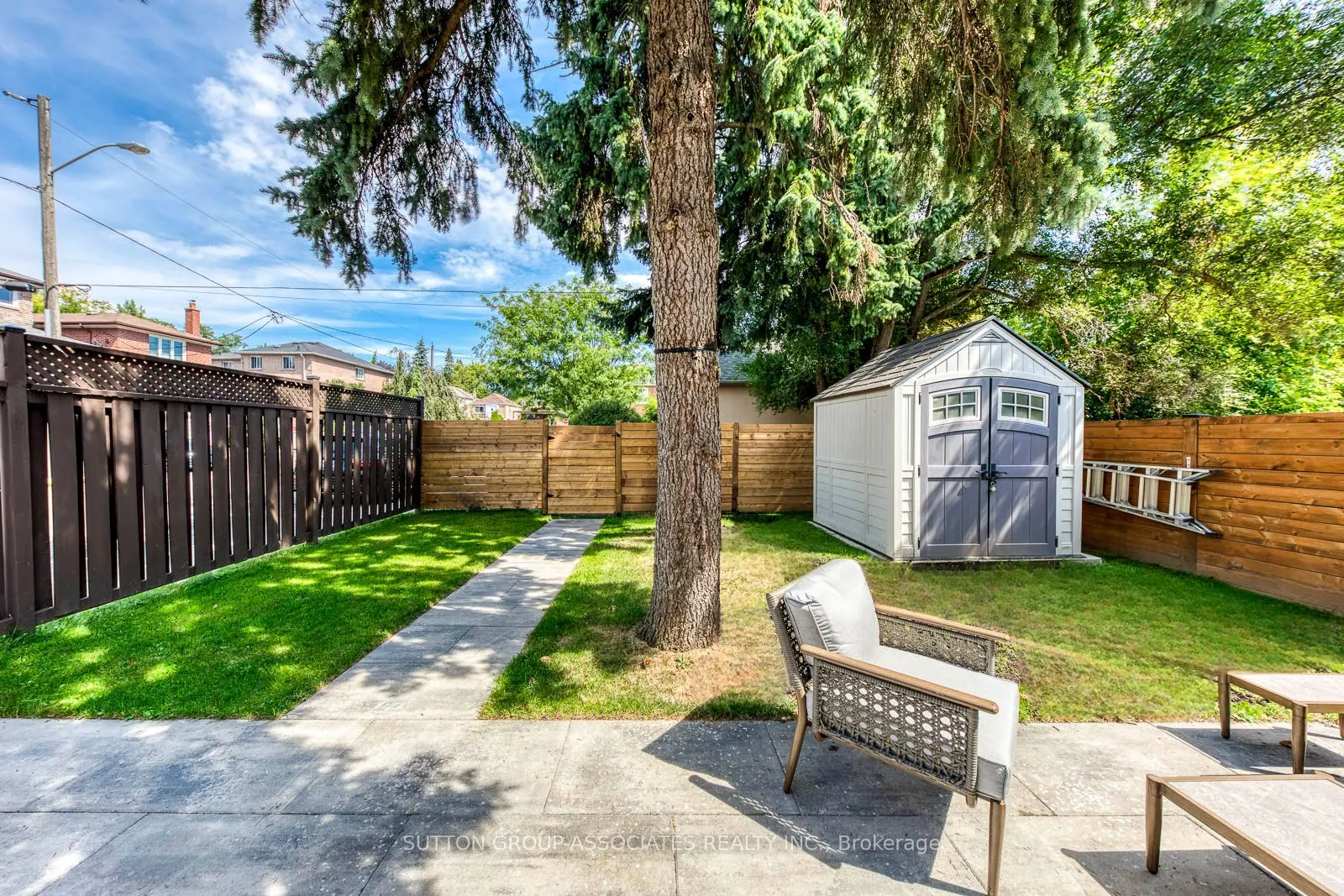 359 Harvie Avenue
